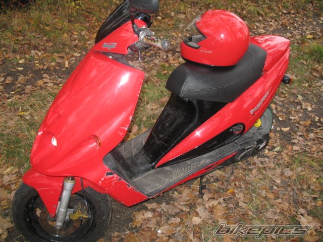 2000 MALAGUTI PHANTOM 50 F12 | Picture 1151098 motorcycle photo