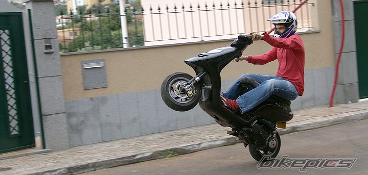 2004 PIAGGIO TYPHOON 50 | Picture 1151333 motorcycle photo
