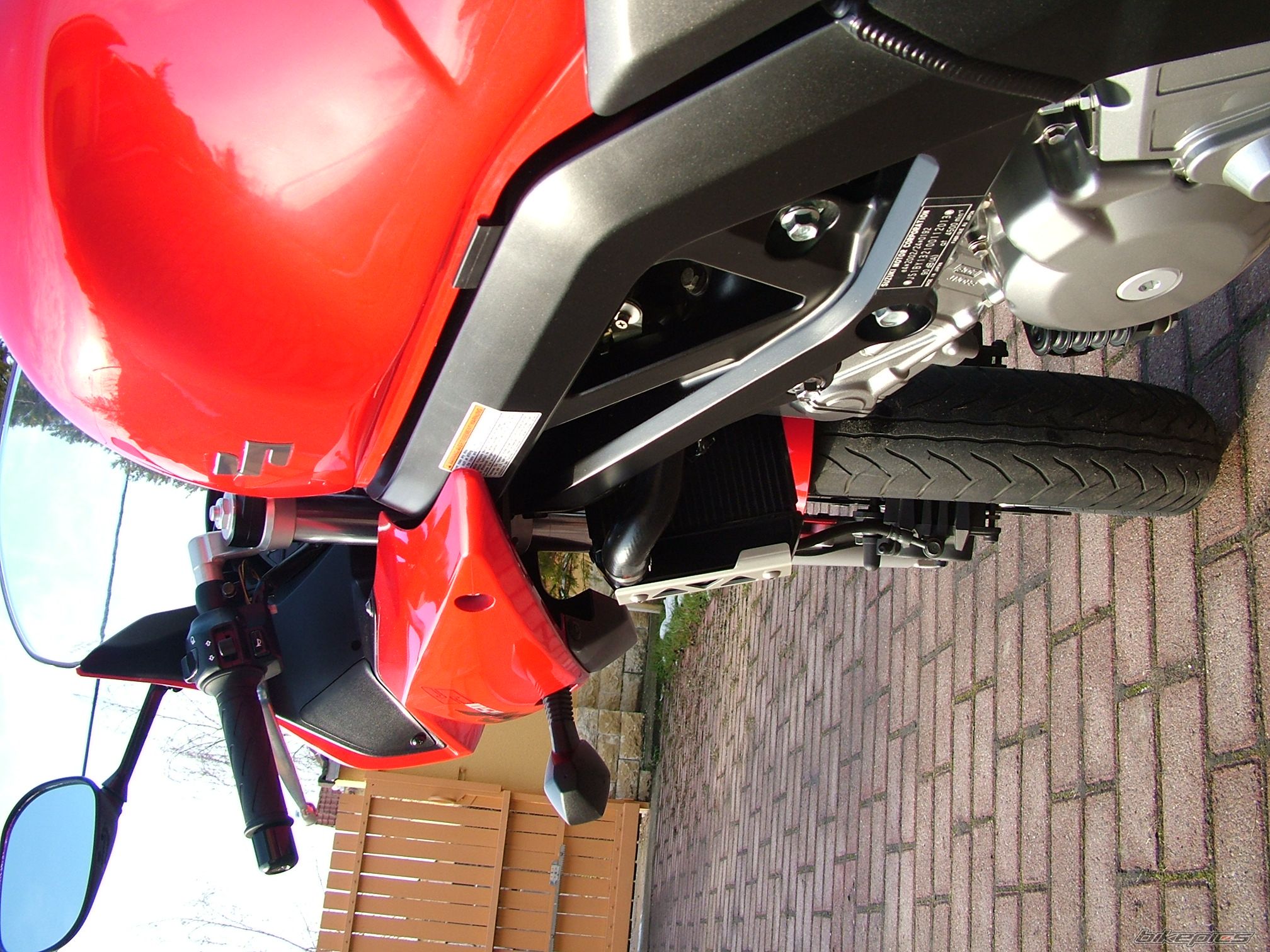 2006 SUZUKI SV 650S | Picture 1152612 motorcycle photo