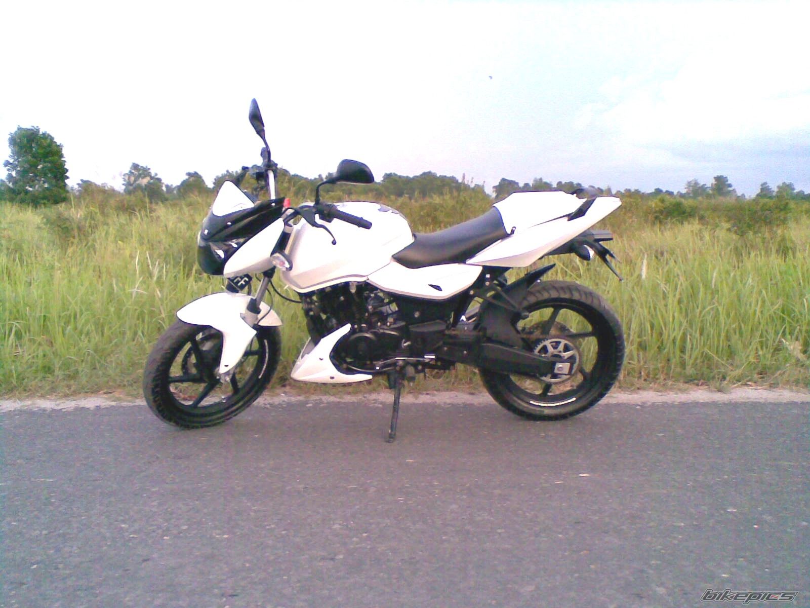 2007 BAJAJ PULSAR 180 | Picture 1155408 motorcycle photo