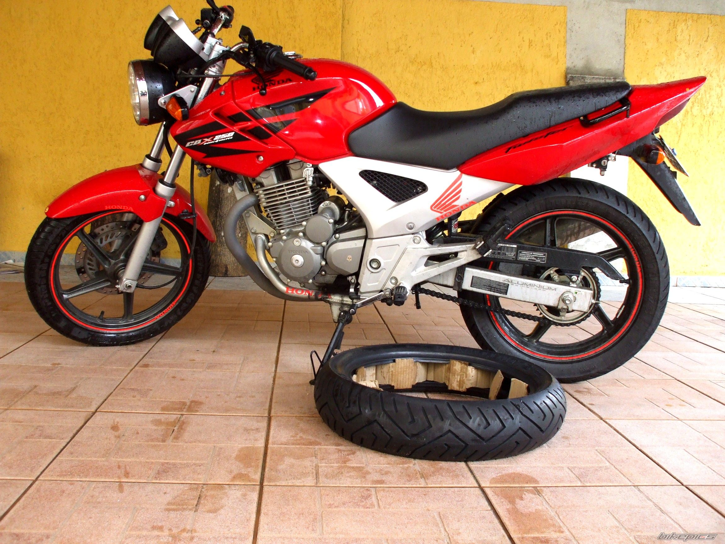 2007 HONDA CBX 250 | Picture 1155506 motorcycle photo