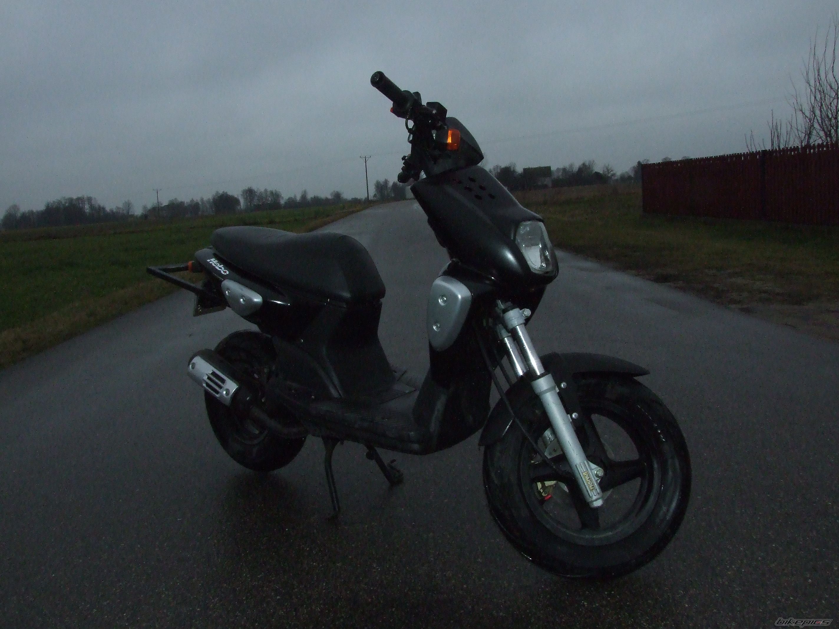2000 YAMAHA SLIDER 50 | Picture 1158959 motorcycle photo