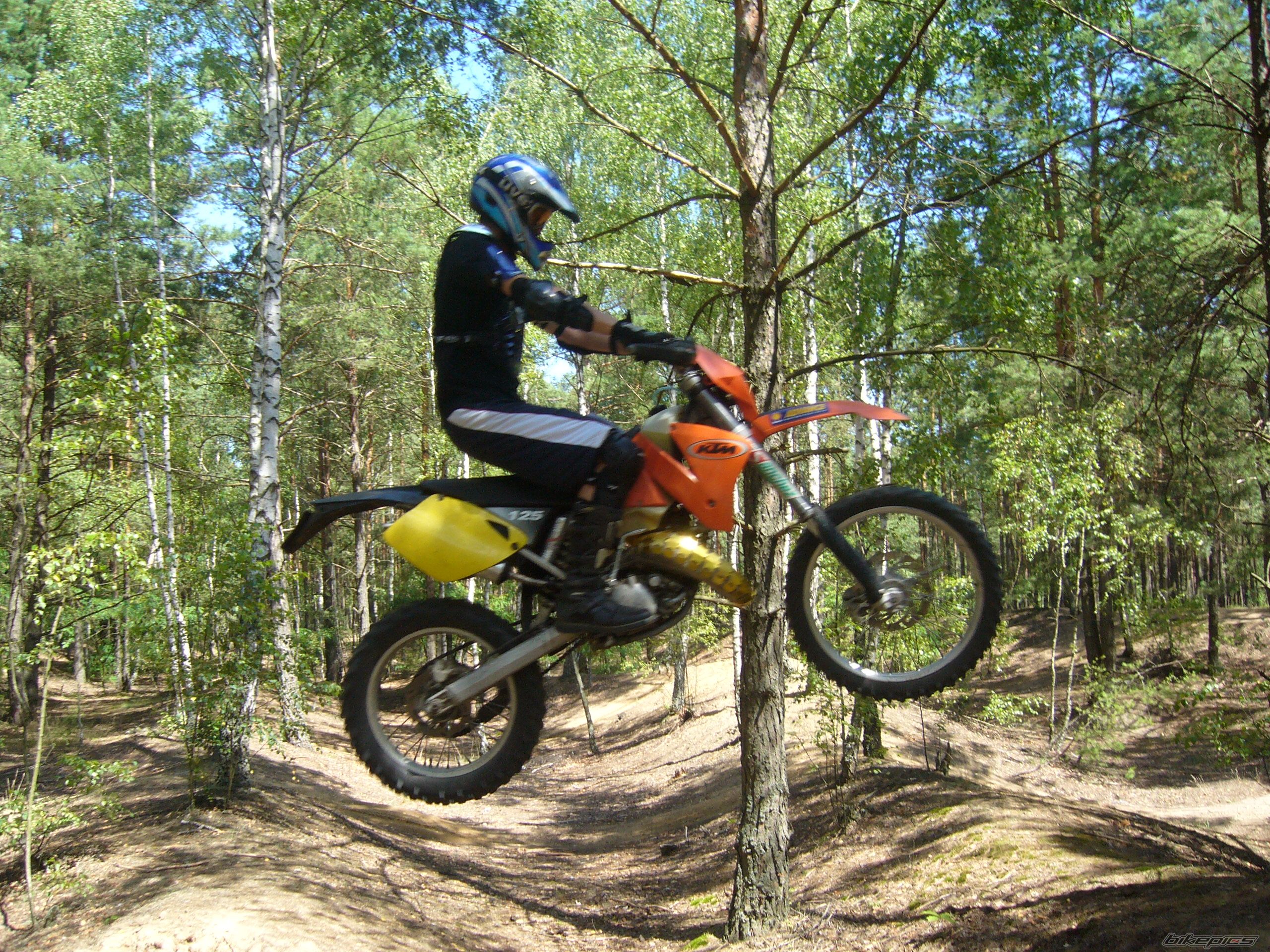 2001 KTM 125 EXC | Picture 1159183 motorcycle photo
