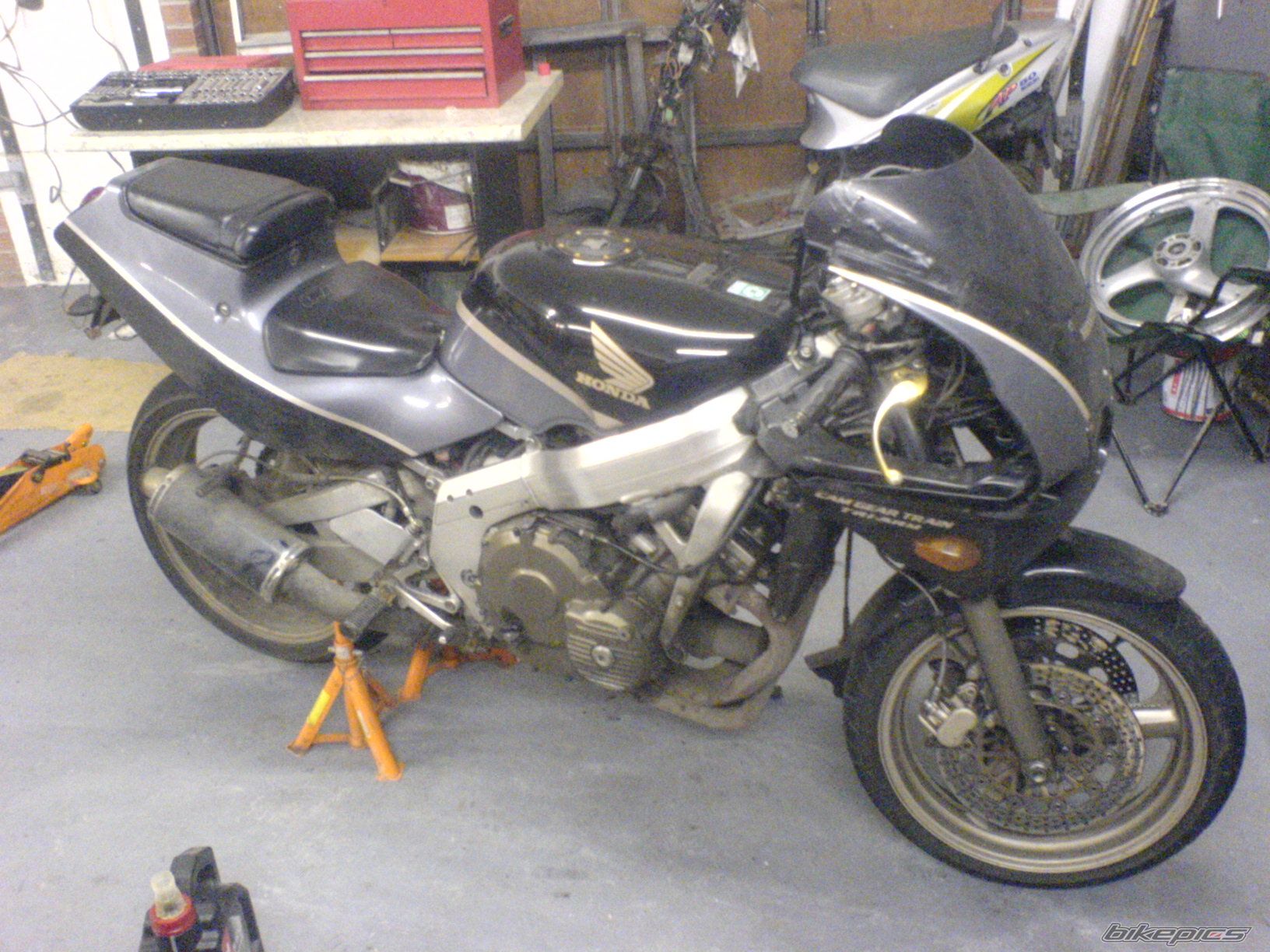 1990 HONDA CBR 400 | Picture 1159495 motorcycle photo