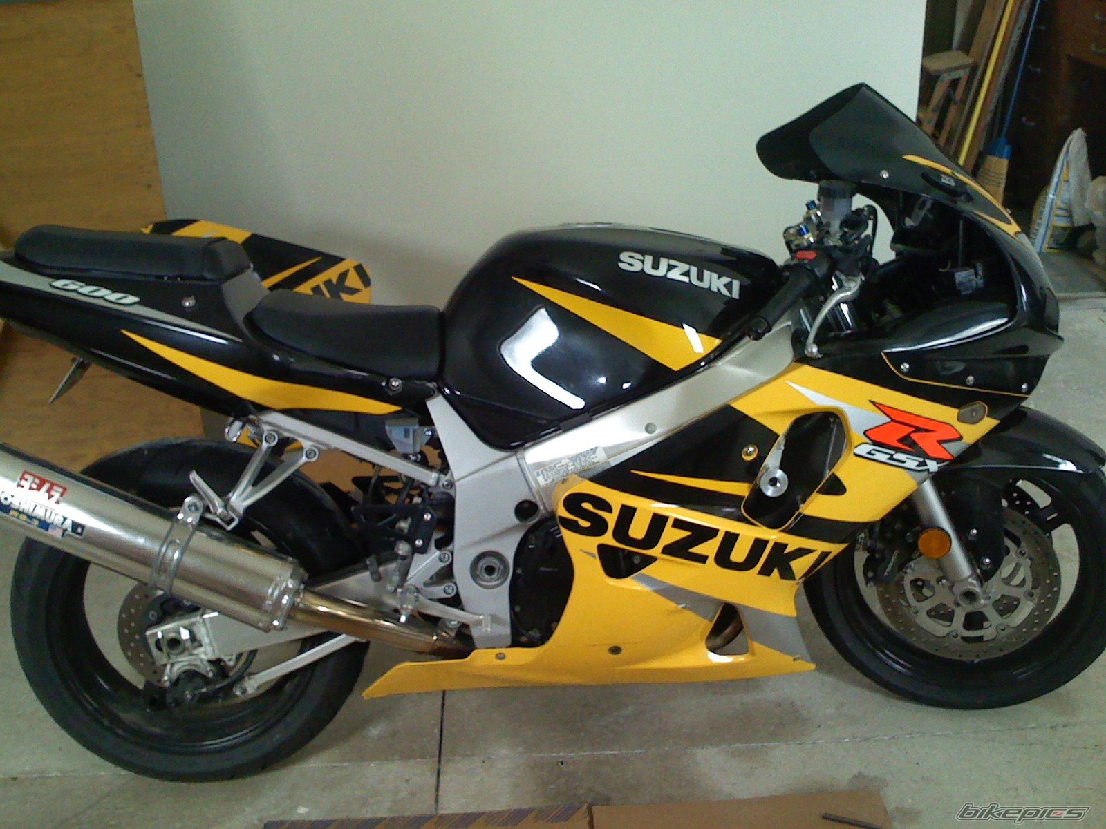 2002 SUZUKI GSX R 600 | Picture 1159505 motorcycle photo