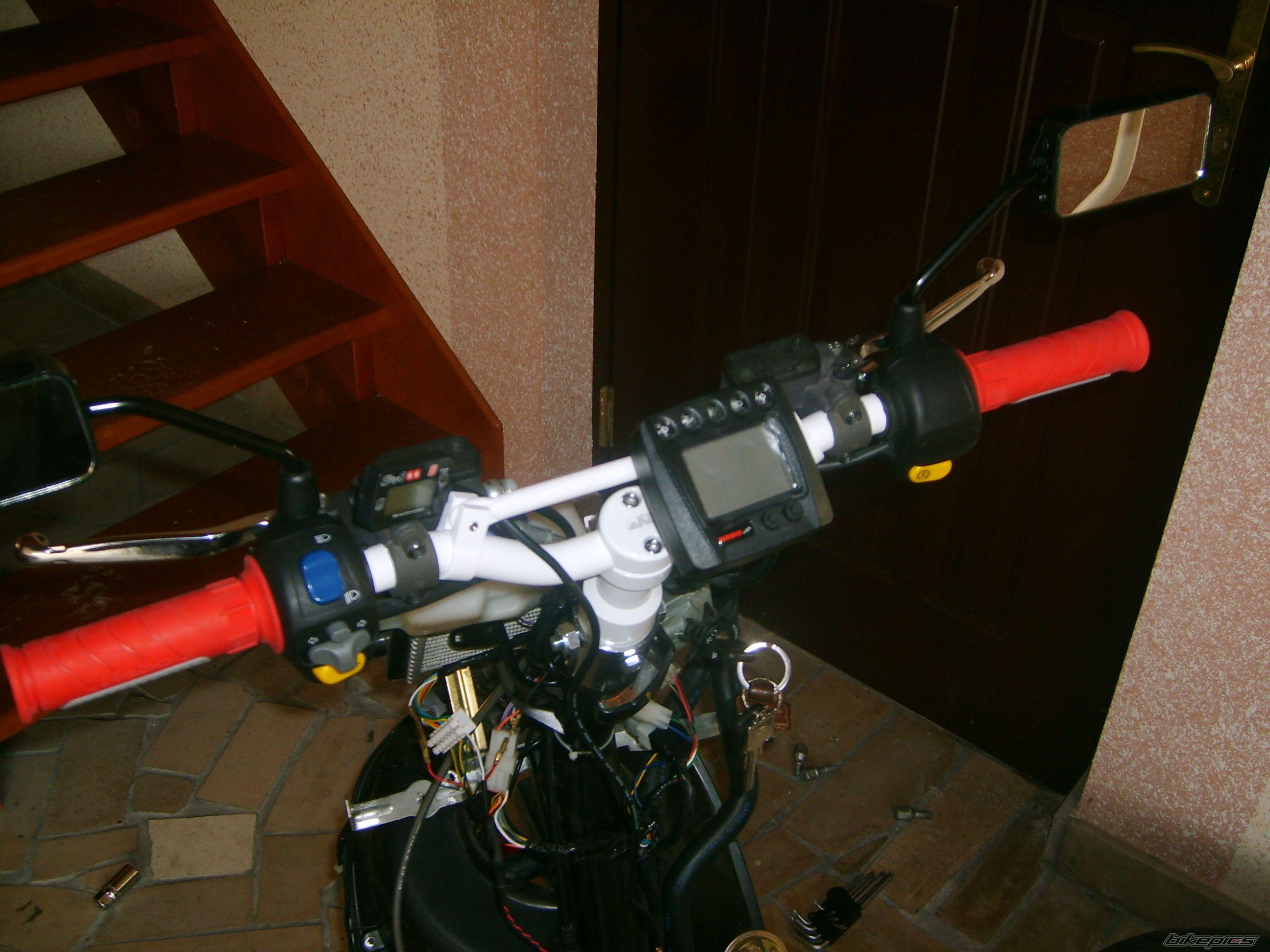 2004 PEUGEOT SPEEDFIGHT2 50 | Picture 1165959 motorcycle photo