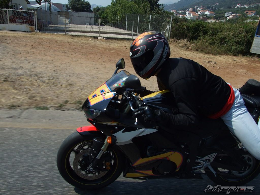 2005 YAMAHA YZF R6 | Picture 1166090 motorcycle photo