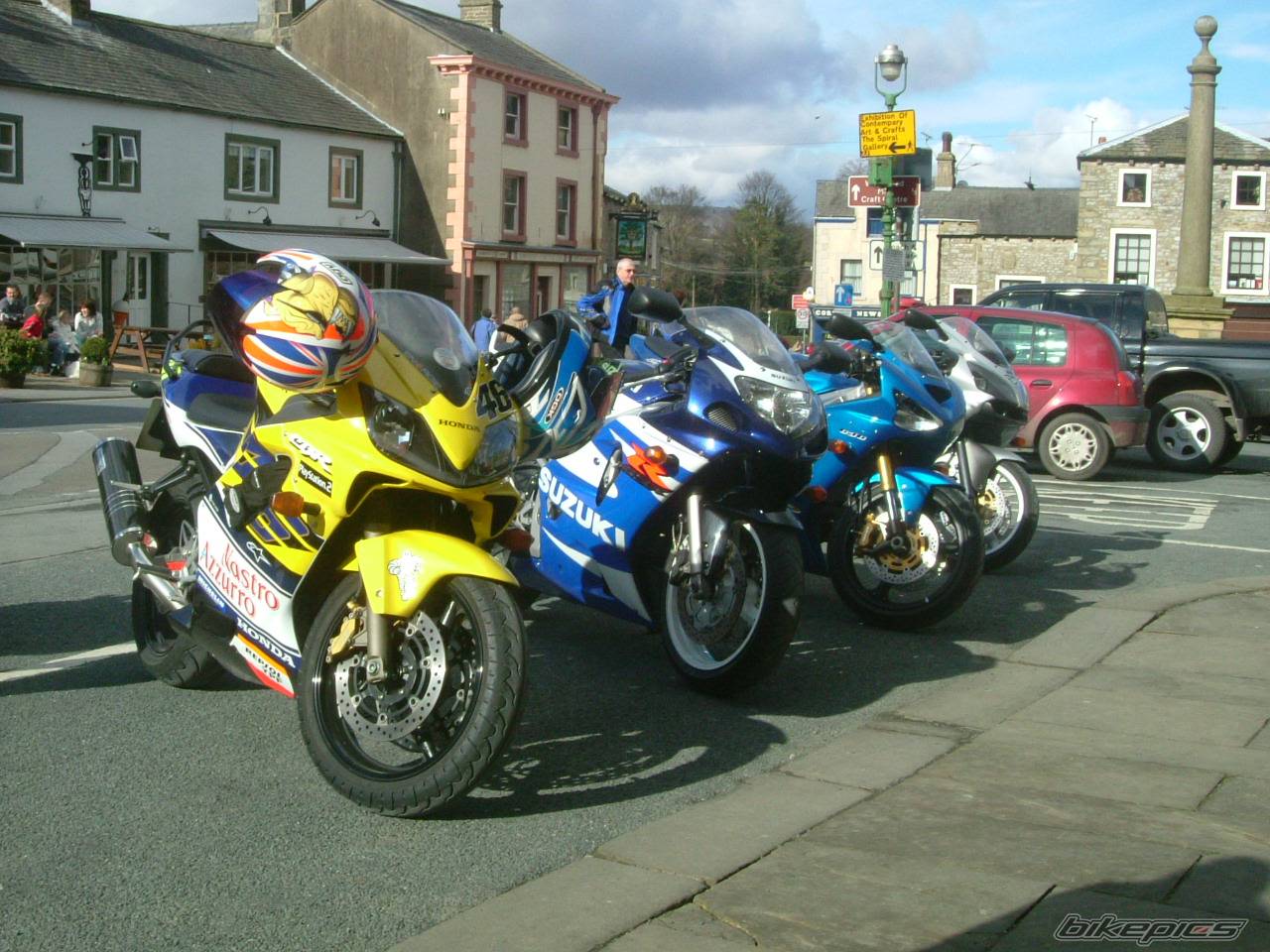 2001 SUZUKI GSX R 600 | Picture 116928 motorcycle photo