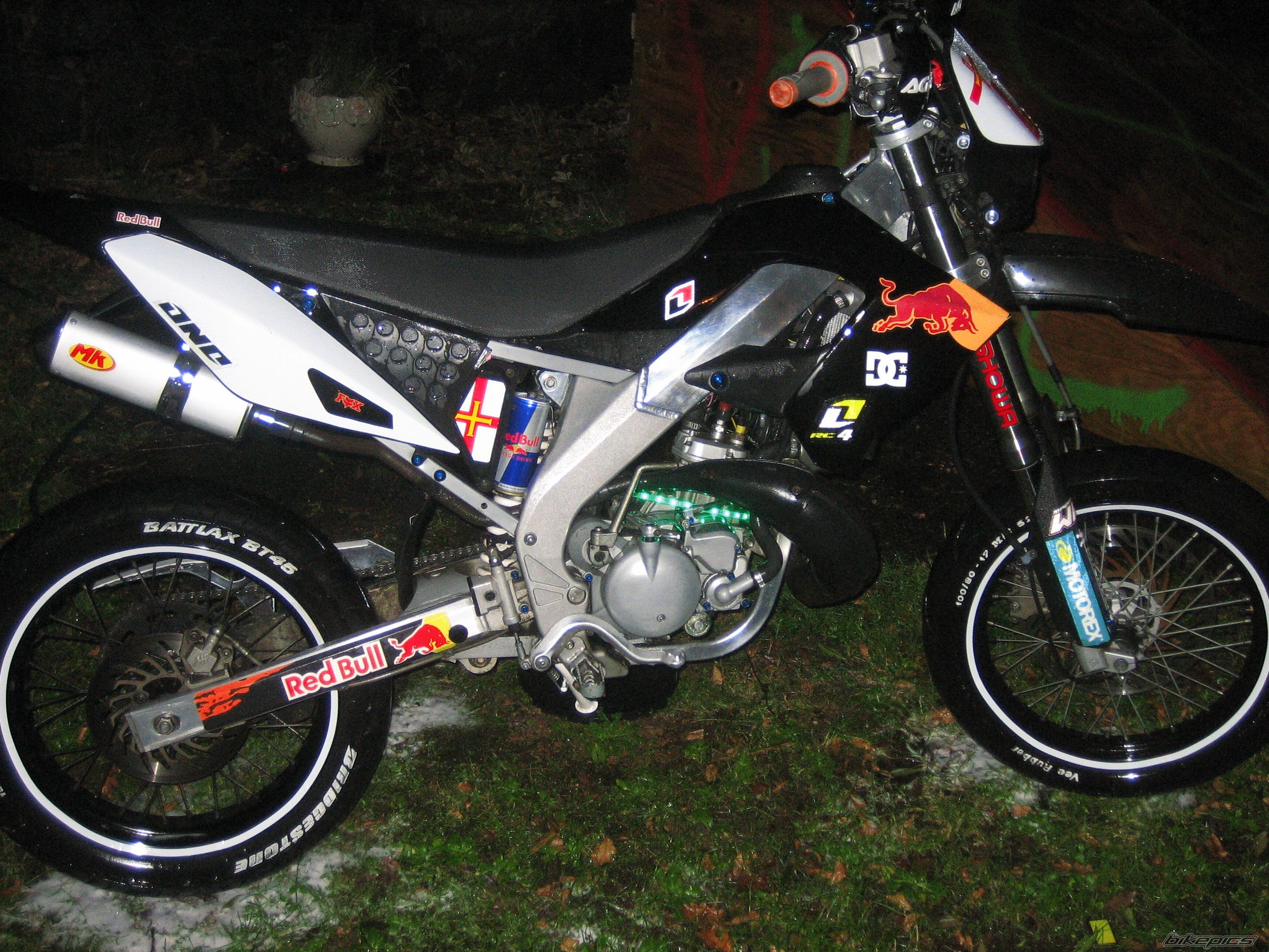 2008 DERBI SENDA DRD PRO SM 50 | Picture 1170653 motorcycle photo