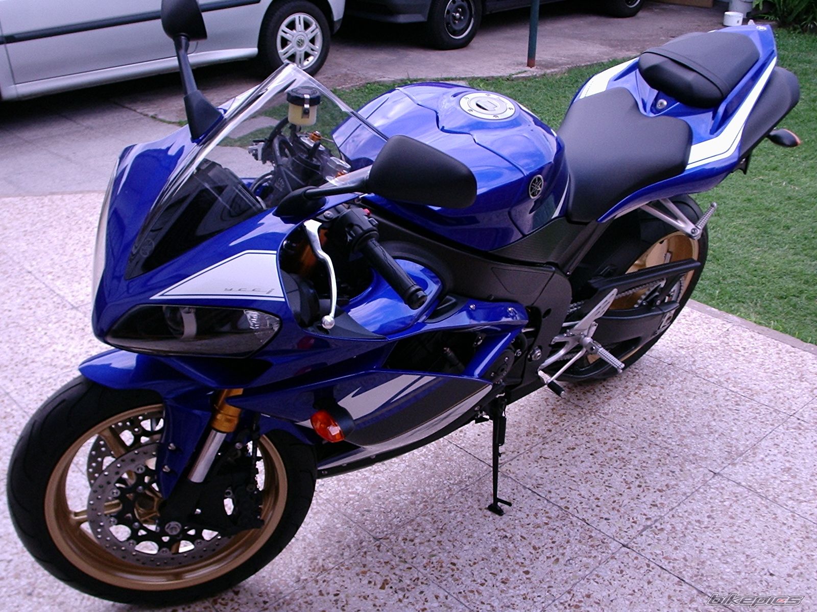 2008 YAMAHA YZF R1 | Picture 1170841 motorcycle photo