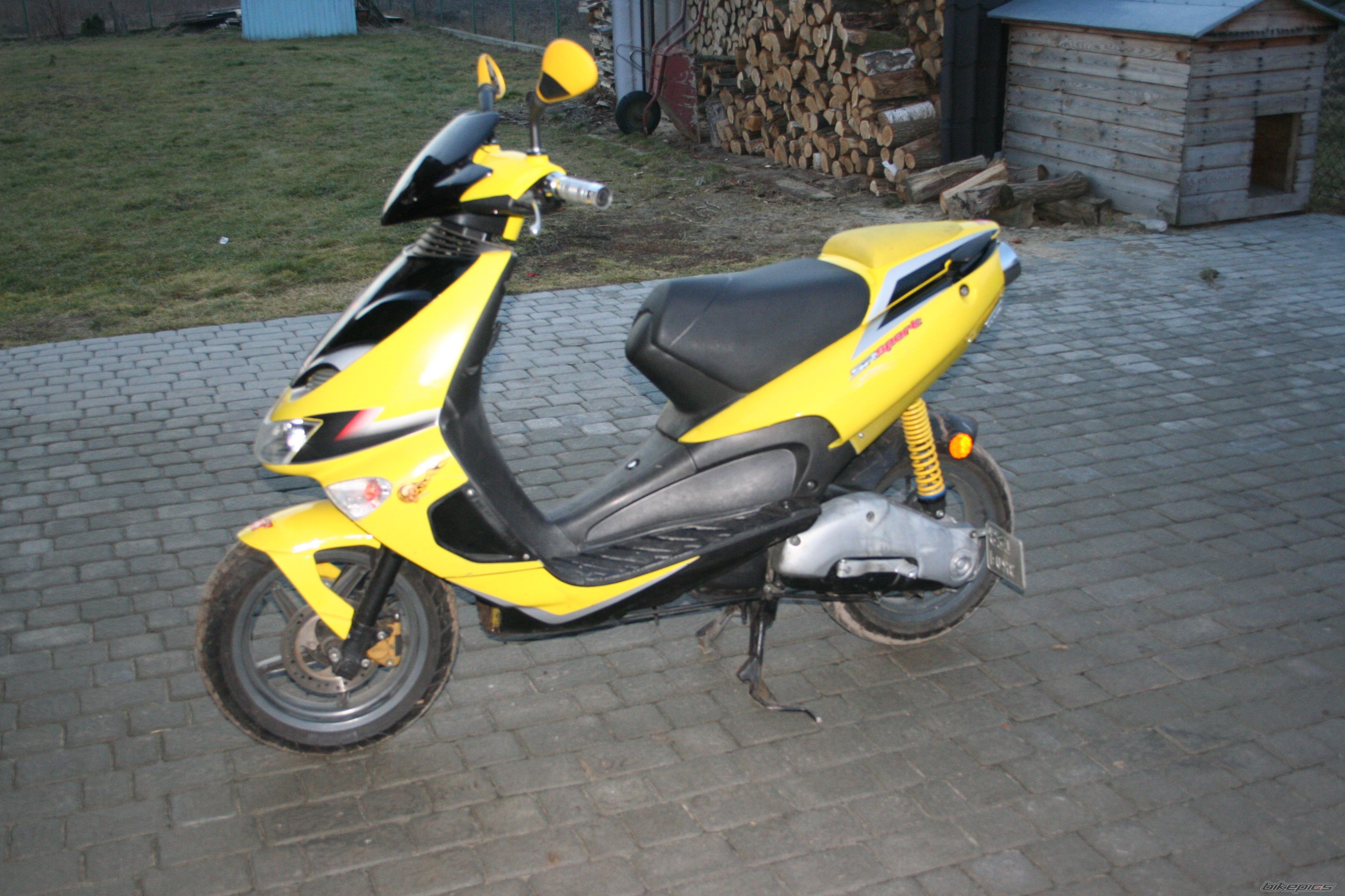 2002 APRILIA SR 50 | Picture 1172169 motorcycle photo