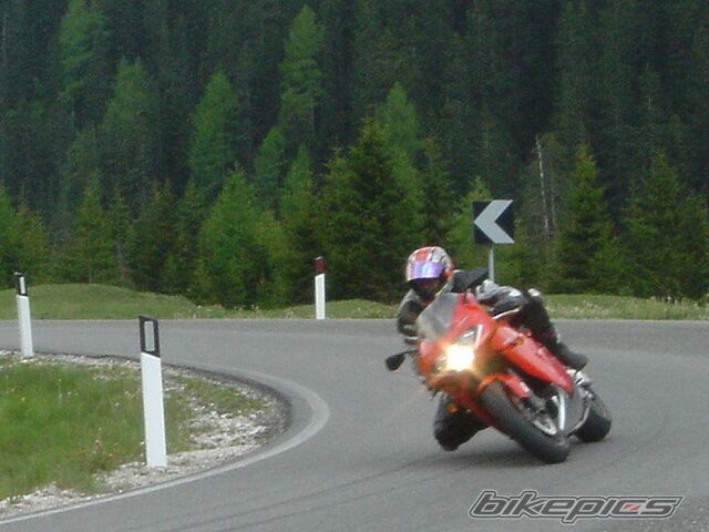 2001 APRILIA RSV 1000 MILLE | Picture 1172940 motorcycle photo