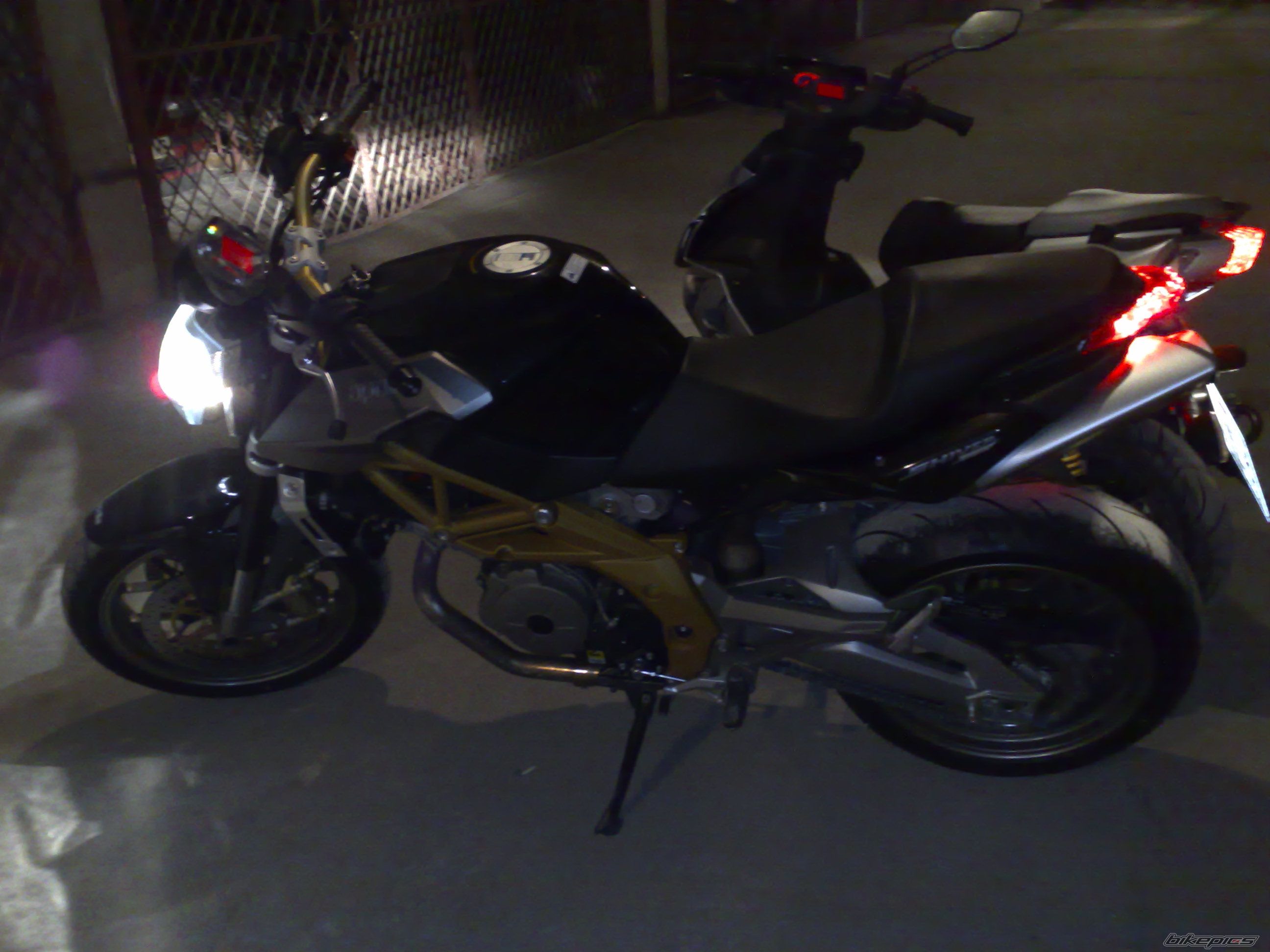 2008 APRILIA SL1000 | Picture 1173943 motorcycle photo