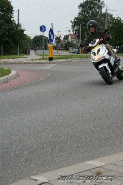 2007 YAMAHA AEROX 50 | Picture 1177660 motorcycle photo
