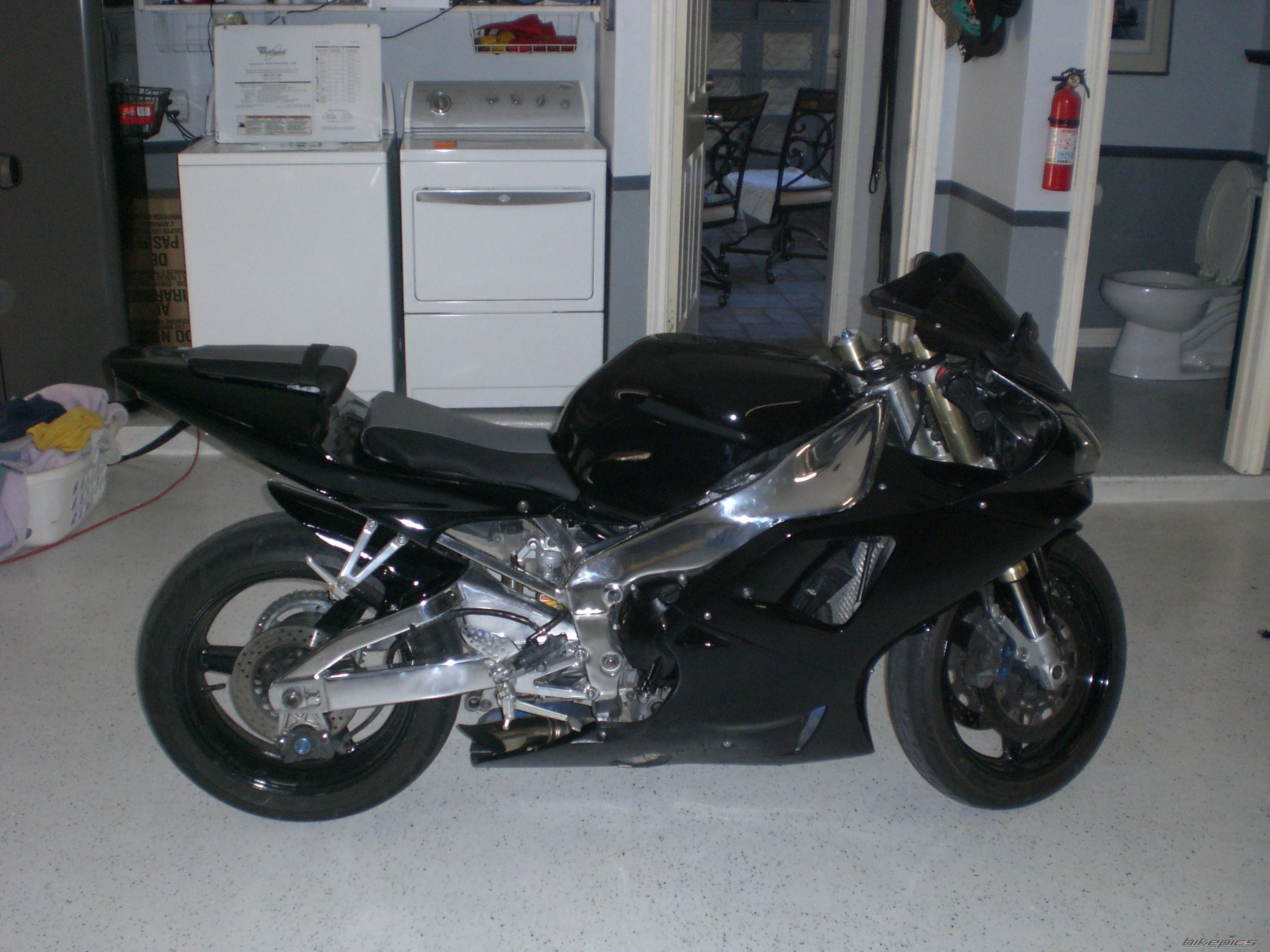 2001 YAMAHA YZF R1 | Picture 1179554 motorcycle photo