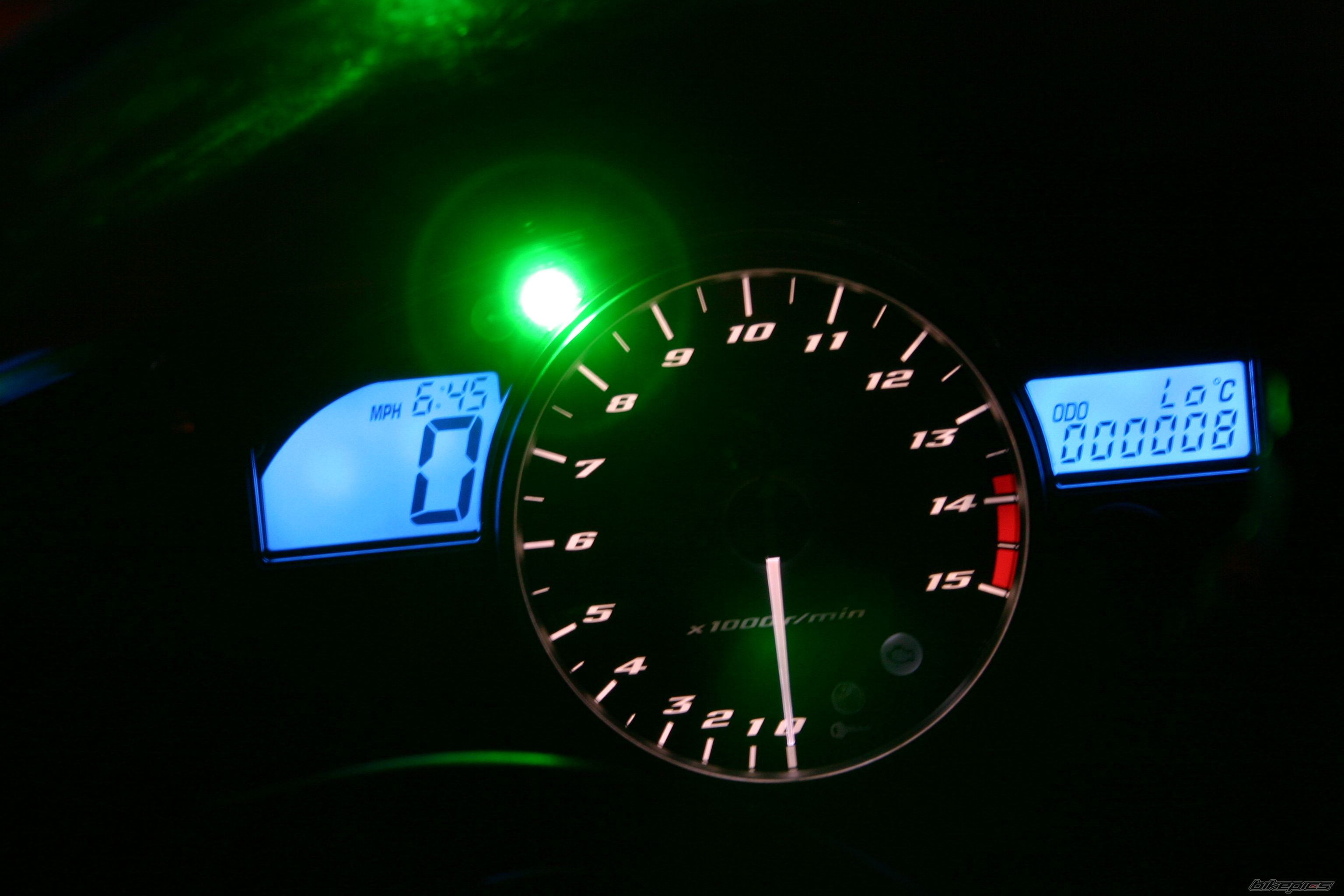 2005 YAMAHA YZF R1 | Picture 1180056 motorcycle photo
