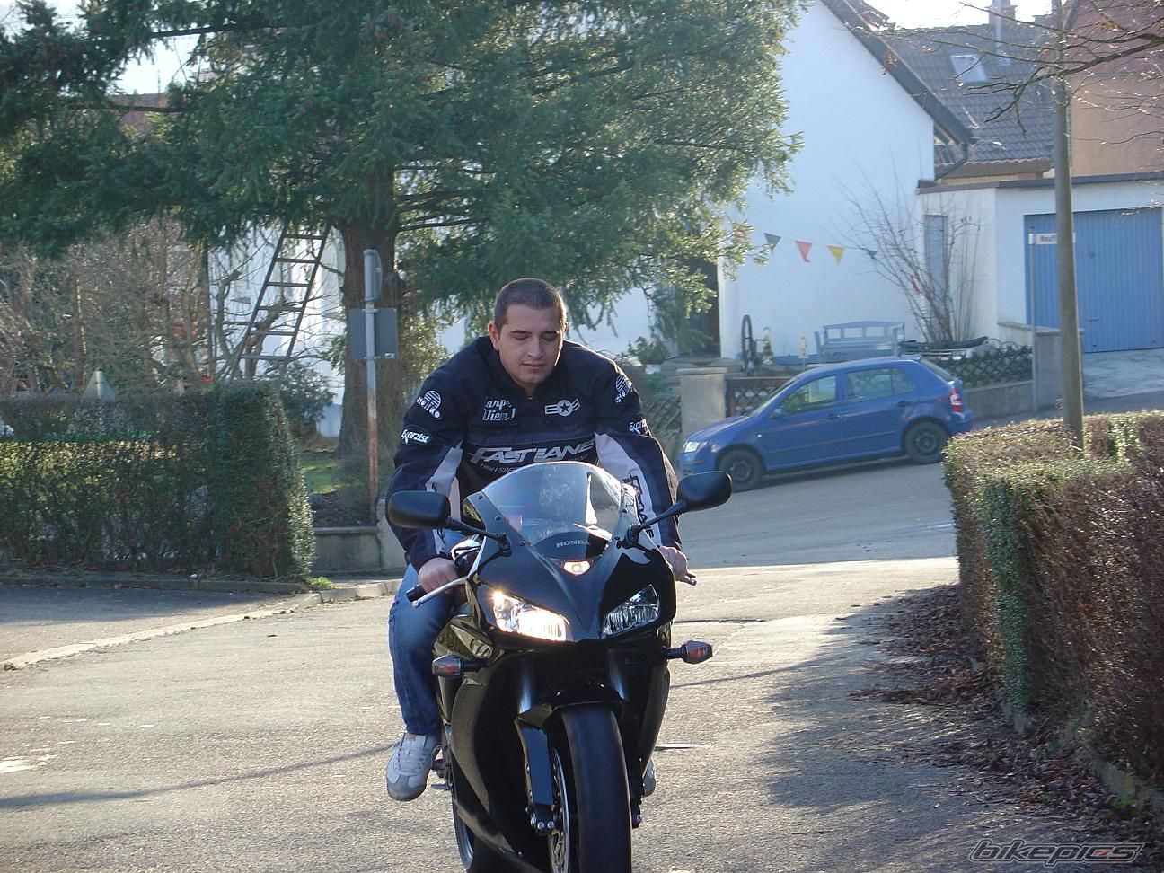 2008 SUZUKI GSX R 1000 | Picture 1180421 motorcycle photo