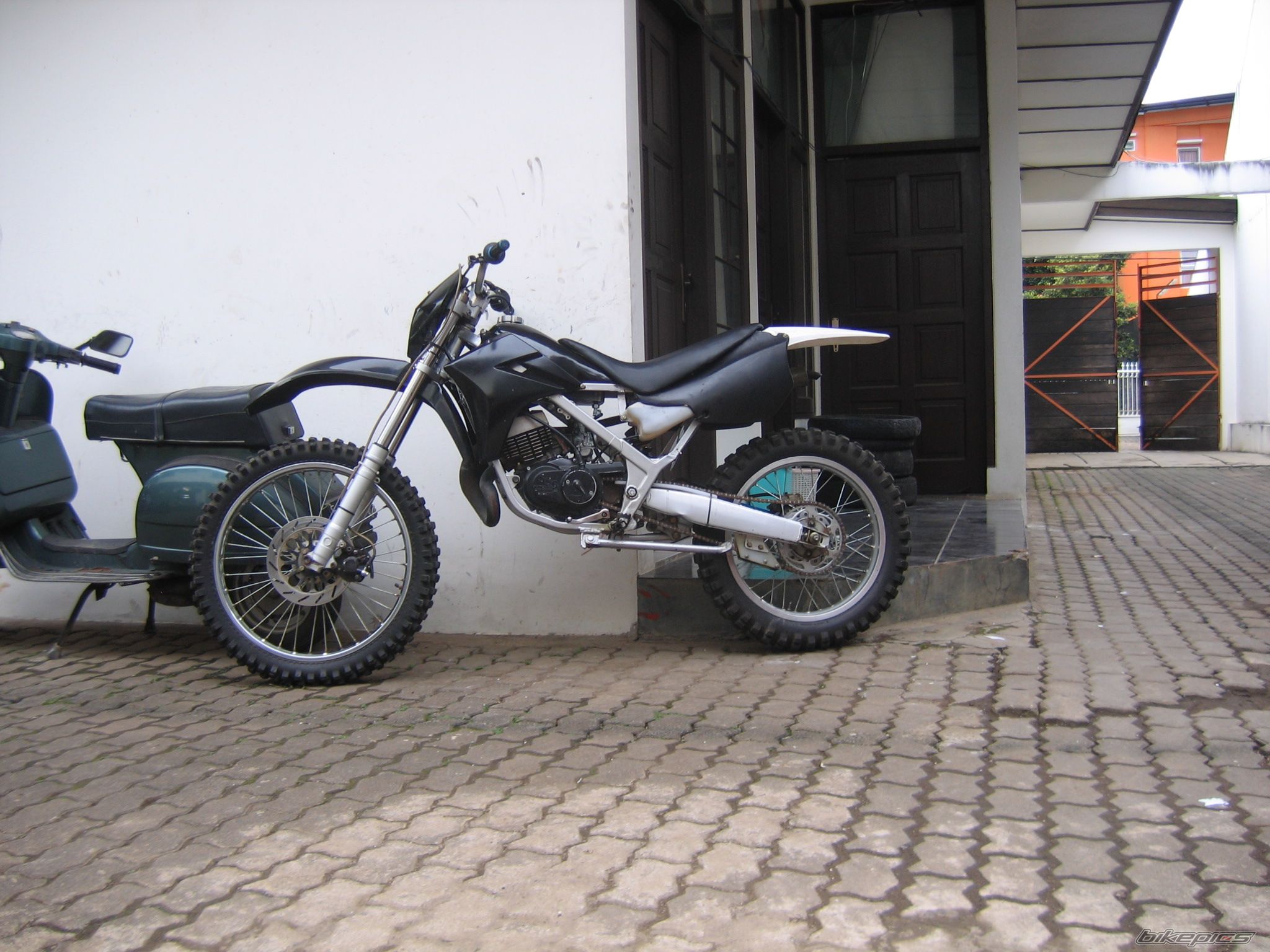 1993 SUZUKI RG 150 | Picture 1181043 motorcycle photo