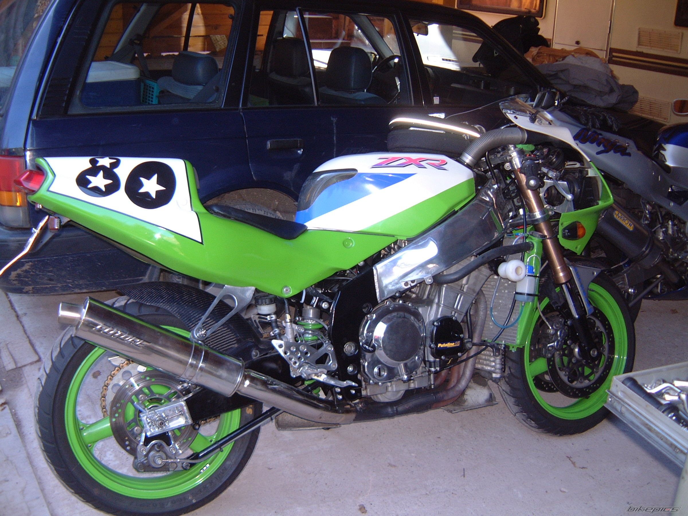 1993 KAWASAKI ZXR 400 | Picture 1184283 motorcycle photo