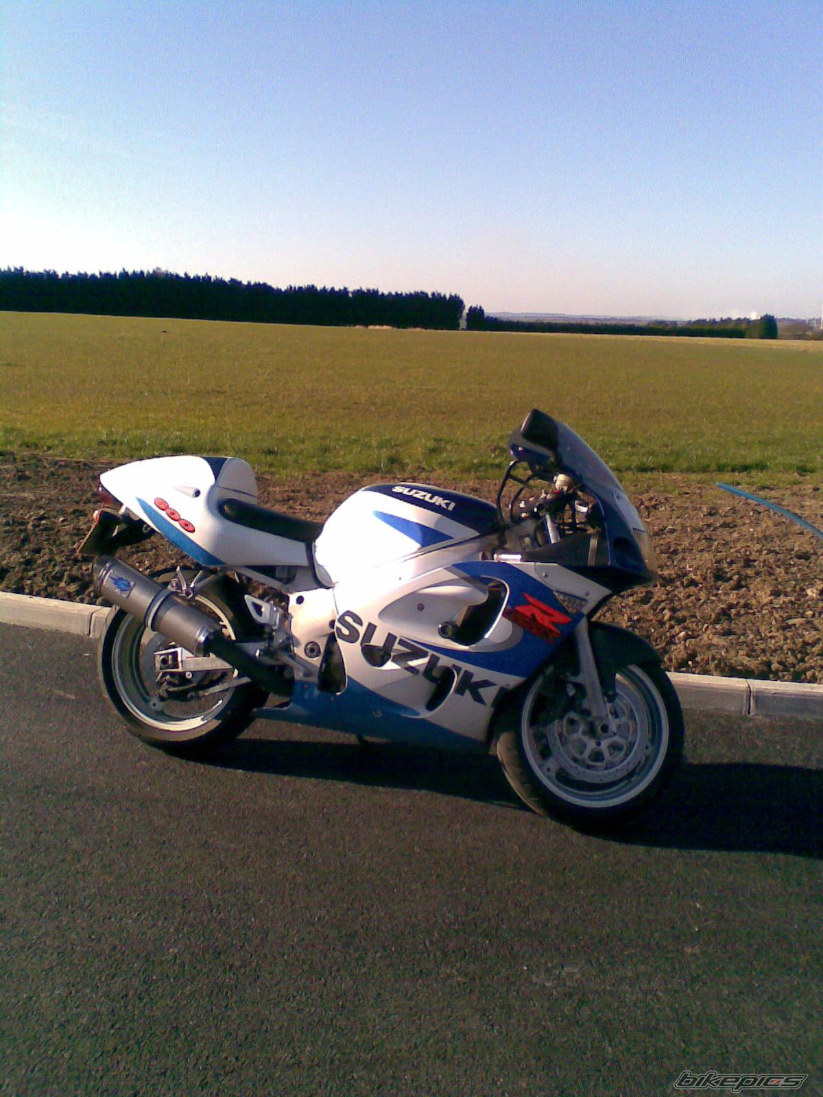 1999 SUZUKI GSX R 600 | Picture 1185509 motorcycle photo
