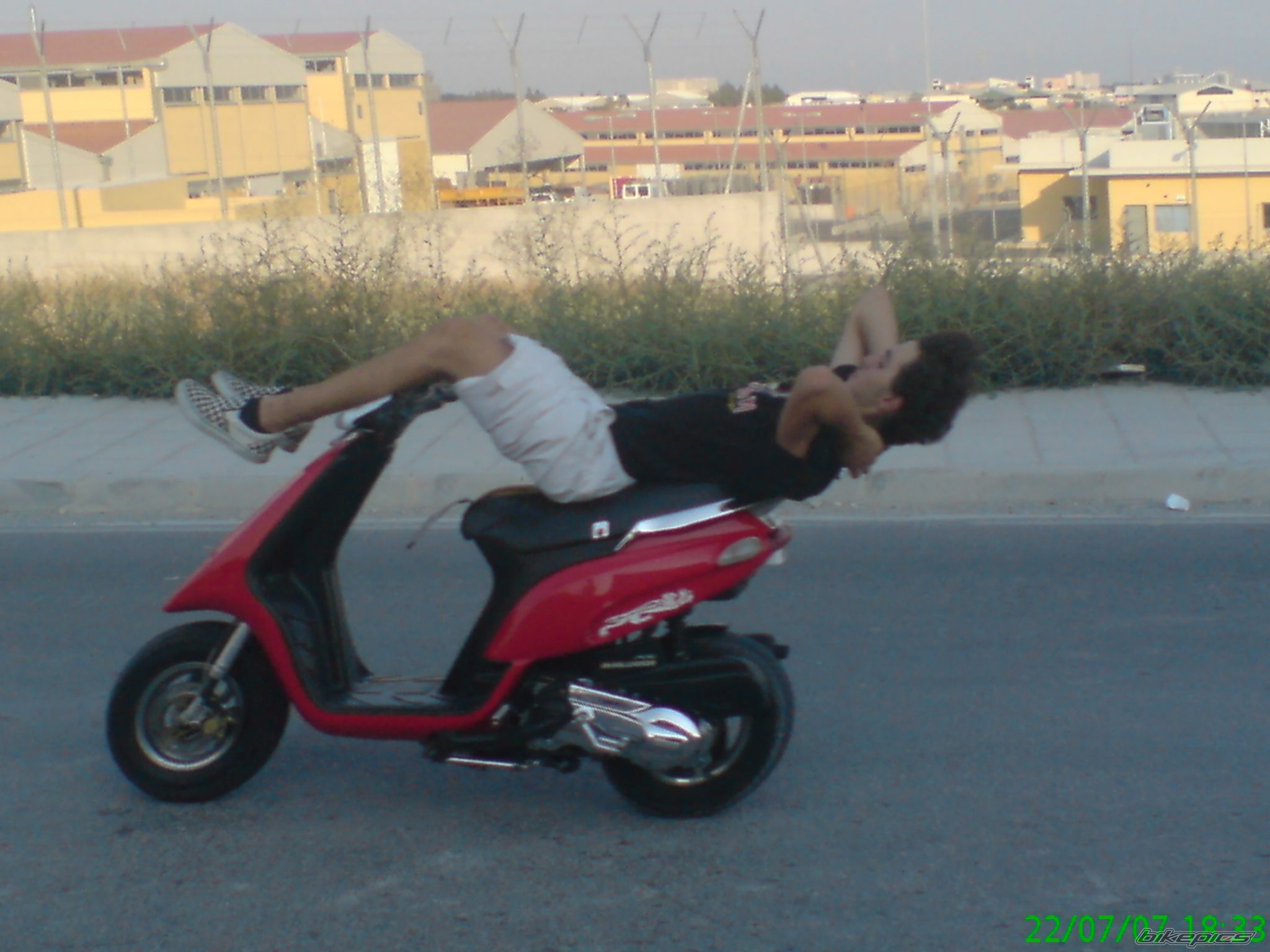 2007 PIAGGIO TYPHOON 125 | Picture 1187084 motorcycle photo