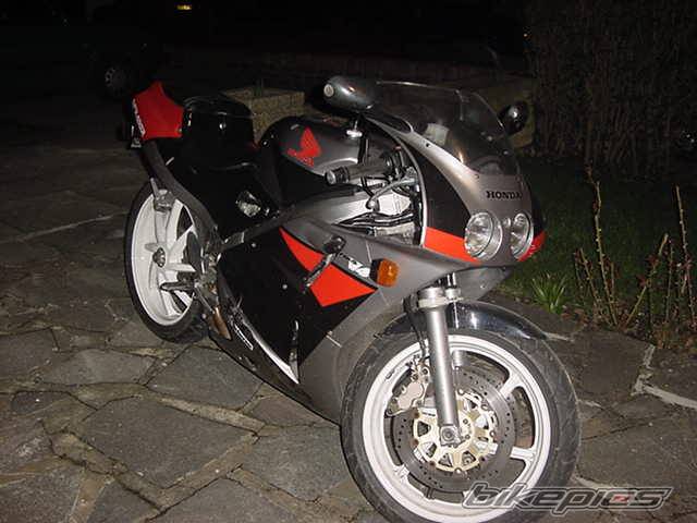 1994 HONDA VFR 400 | Picture 118798 motorcycle photo
