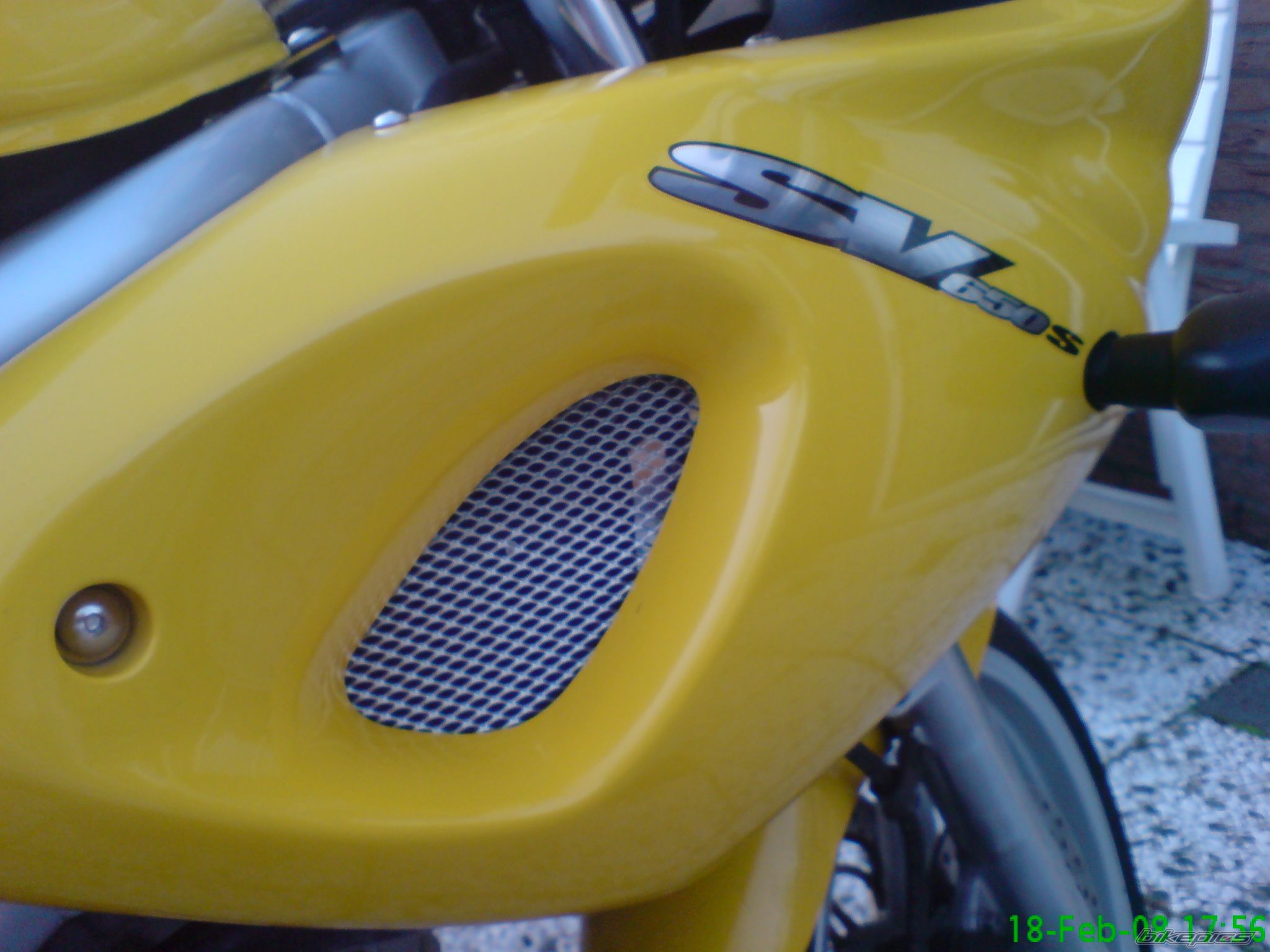 2001 SUZUKI SV 650S | Picture 1188193 motorcycle photo