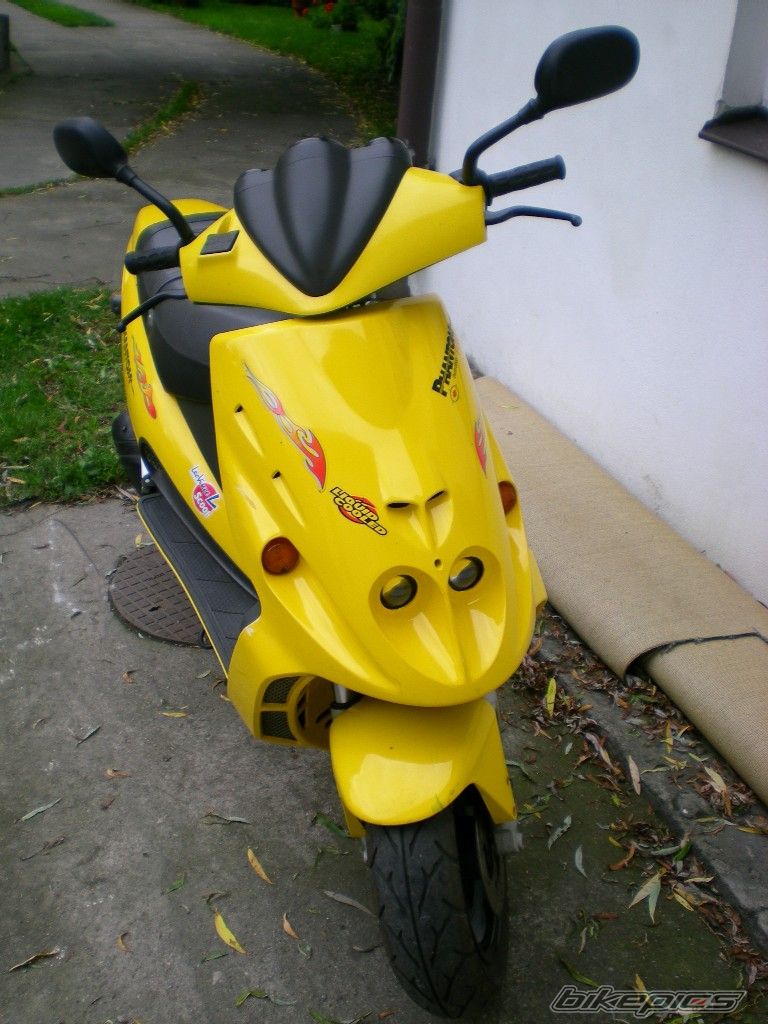 2000 MALAGUTI PHANTOM 50 F12 | Picture 1188214 motorcycle photo