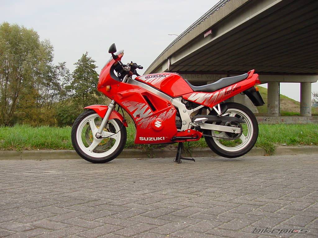 1992 SUZUKI GS 500 | Picture 11889 motorcycle photo