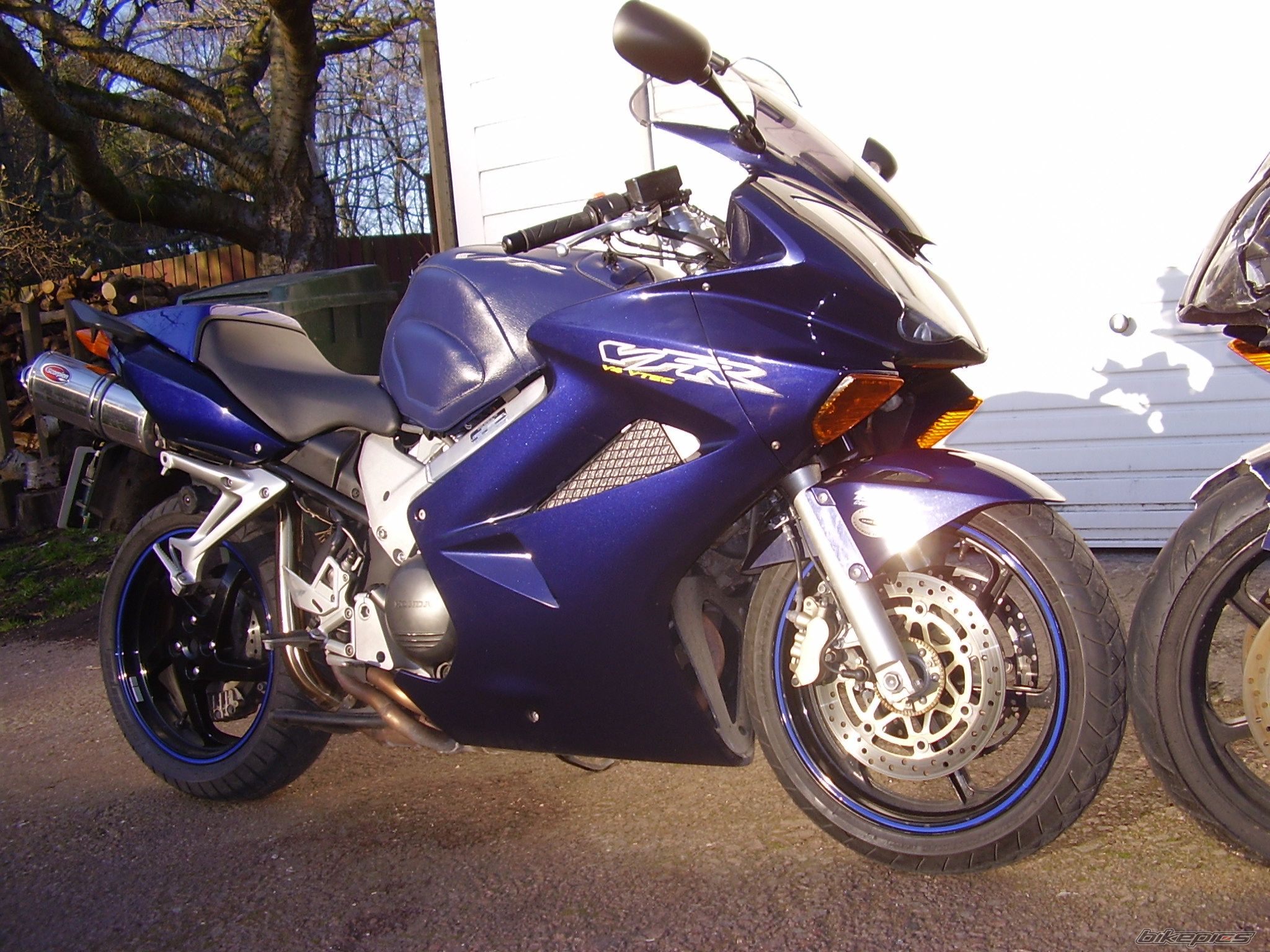 2002 HONDA VFR 800 | Picture 1191404 motorcycle photo