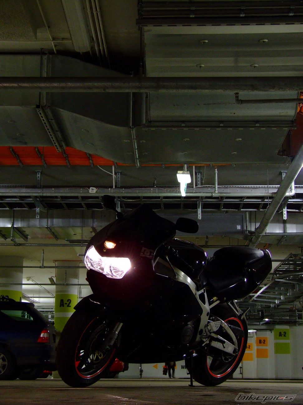 1999 HONDA CBR 900 | Picture 1193354 motorcycle photo