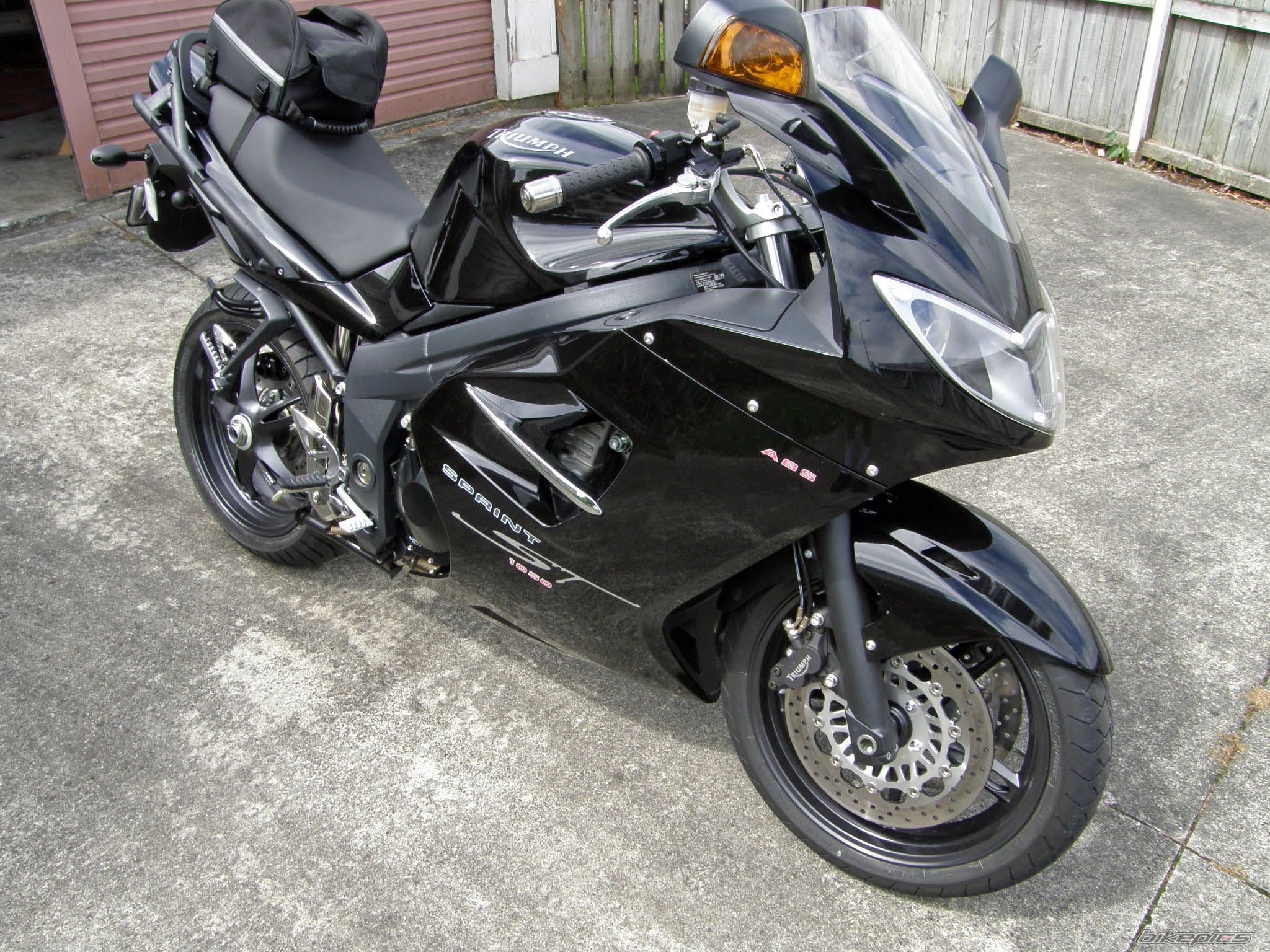 2008 TRIUMPH SPRINT ST | Picture 1193831 motorcycle photo