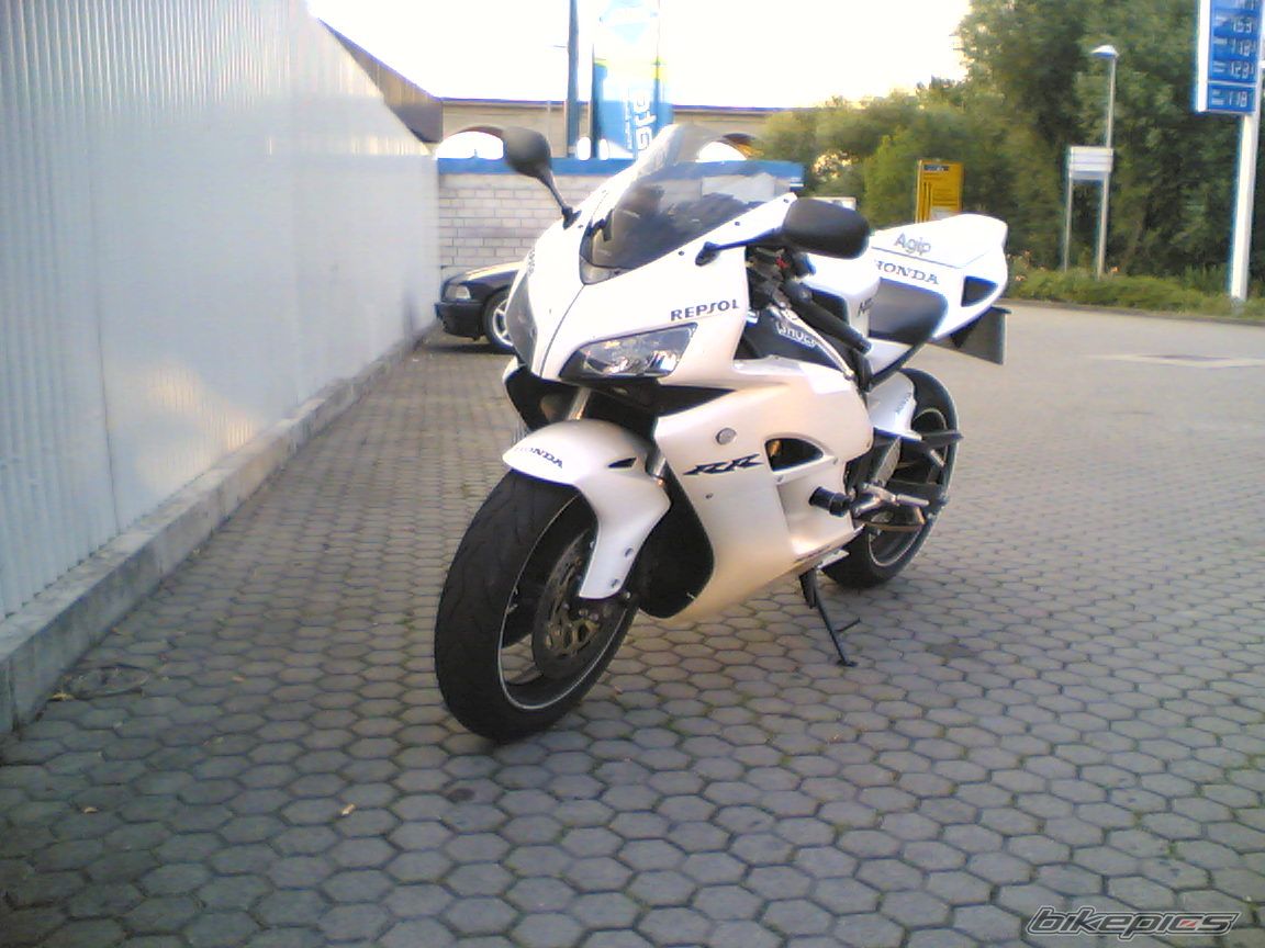 2004 HONDA CBR 1000  RR | Picture 1194261 motorcycle photo