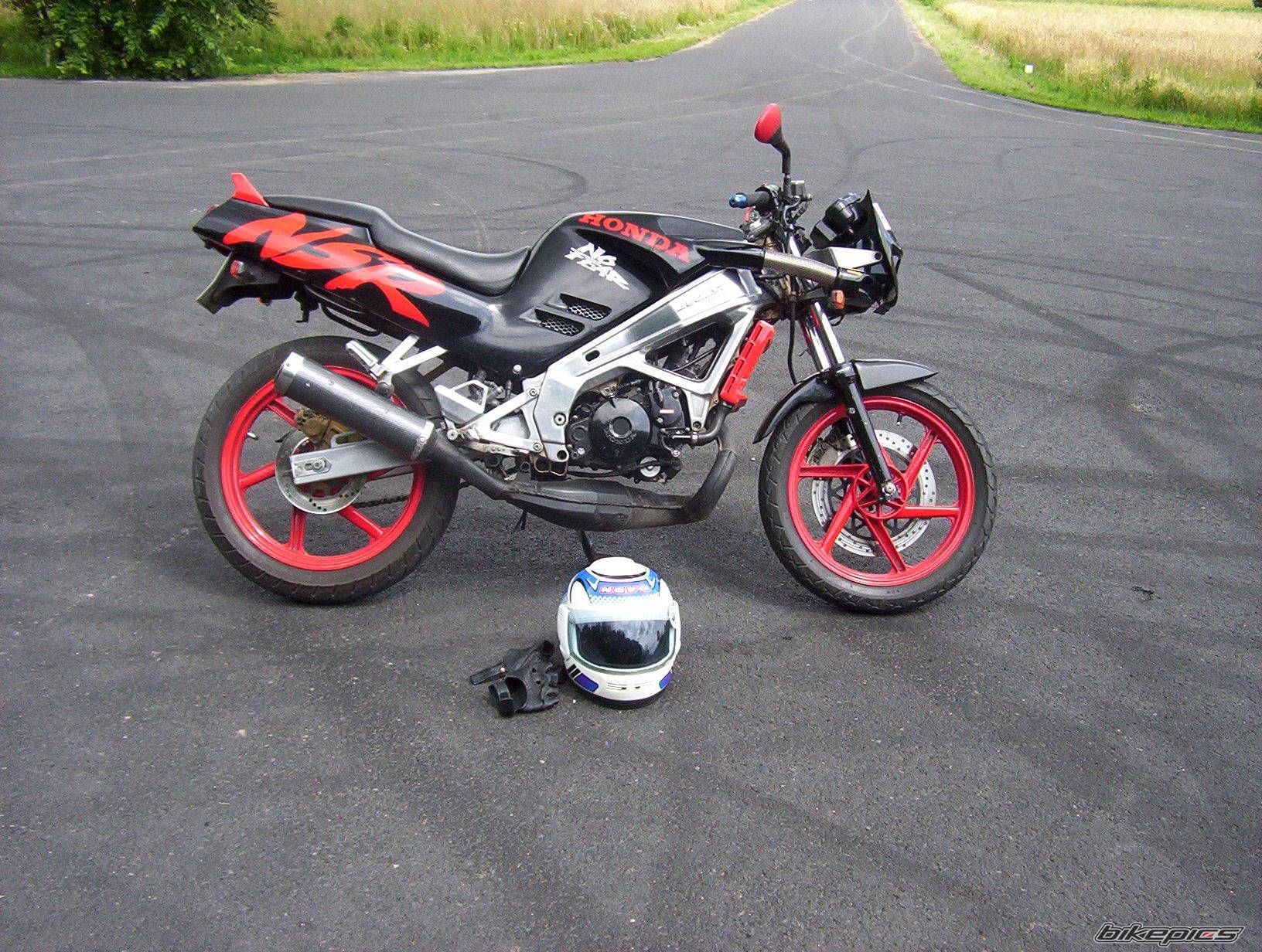 1990 HONDA NSR 125 | Picture 1194391 motorcycle photo