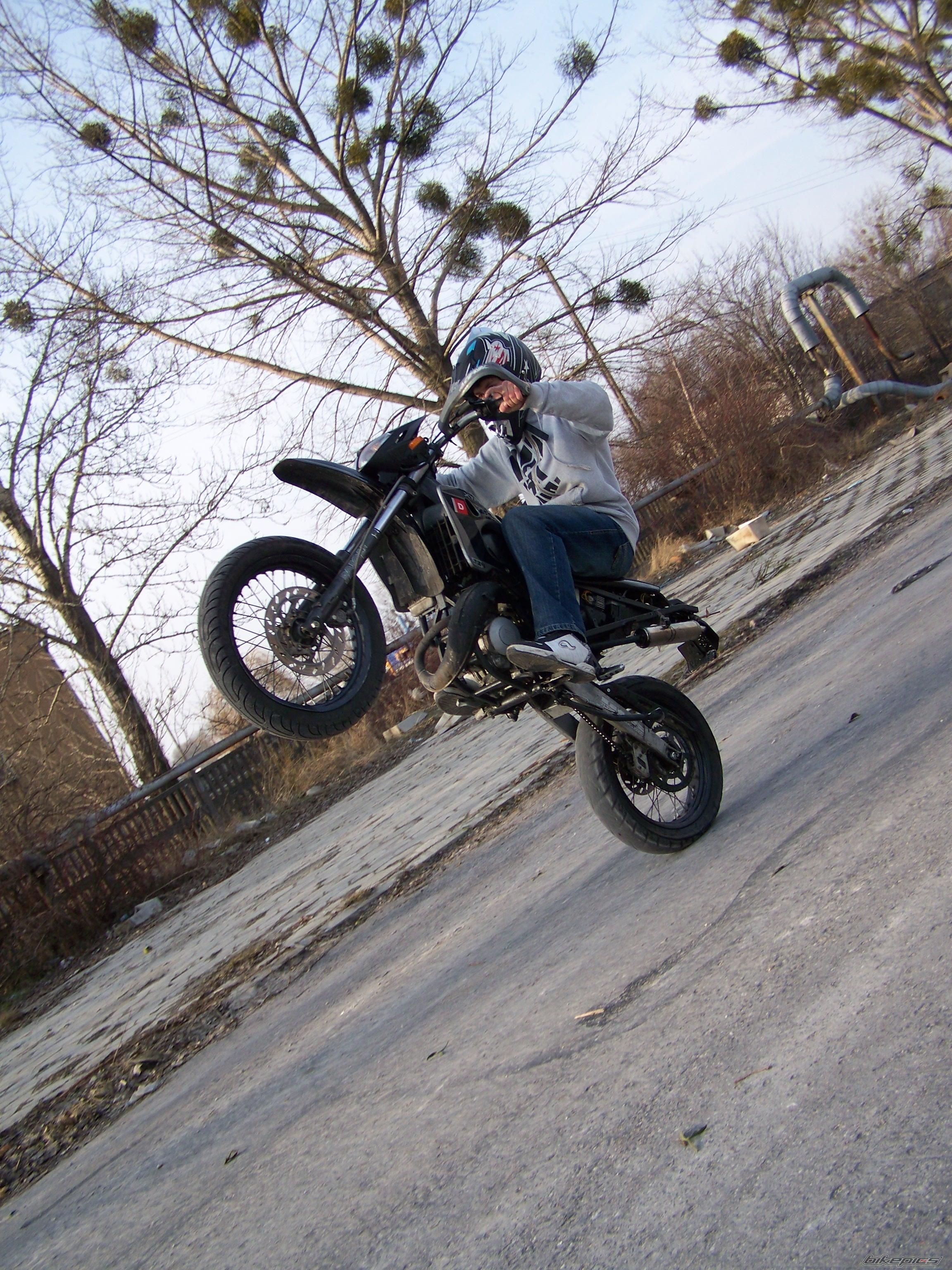 2004 DERBI X TREME | Picture 1195127 motorcycle photo