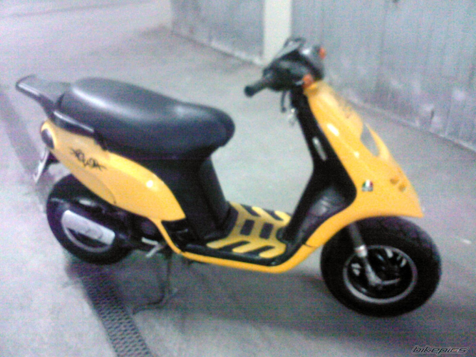 2009 PIAGGIO VESPA GTV | Picture 1196038 motorcycle photo
