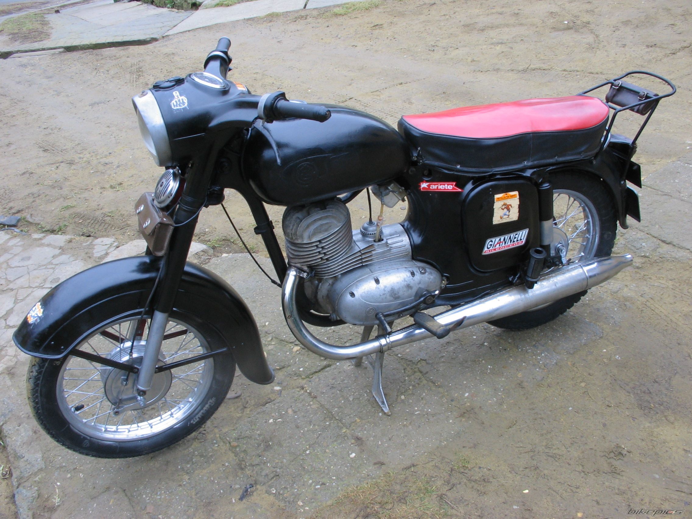 2007 CZ 175 | Picture 1196792 motorcycle photo
