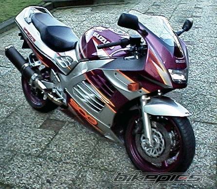 1995 SUZUKI RF 900 | Picture 11971 motorcycle photo