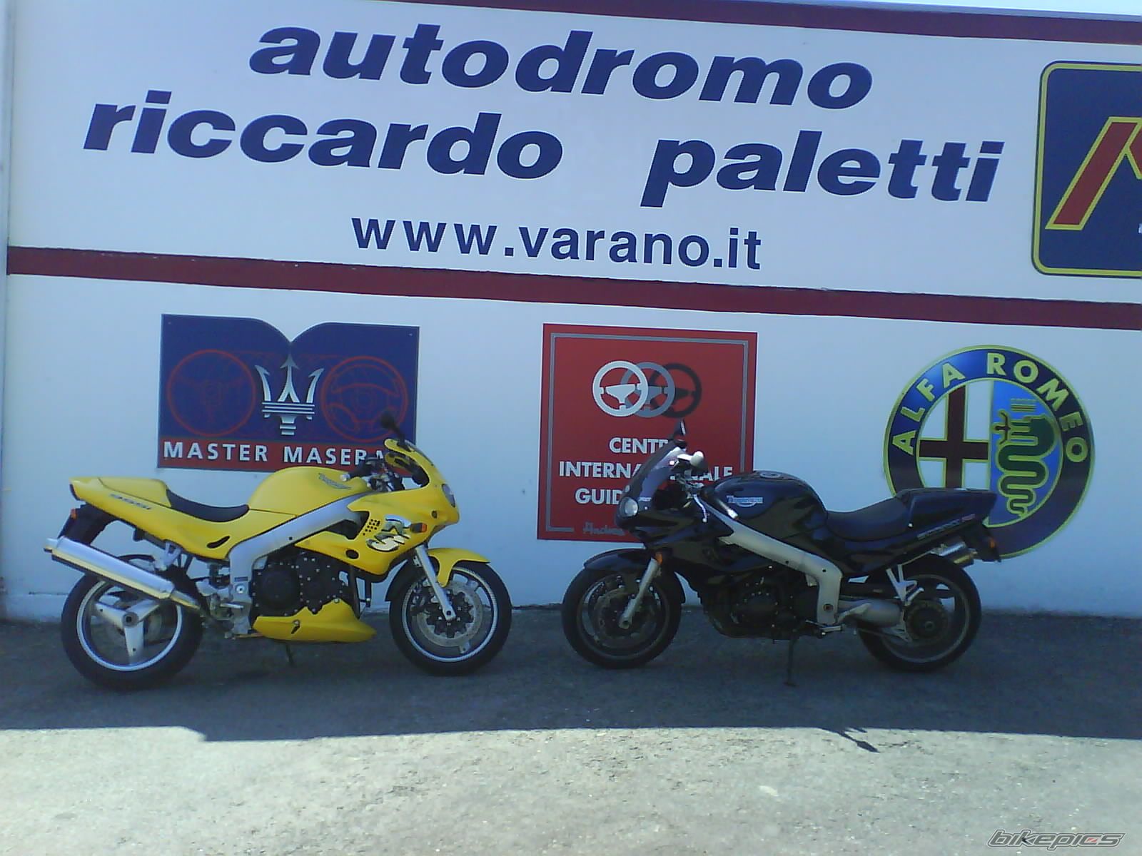 2002 TRIUMPH SPRINT RS | Picture 1197192 motorcycle photo