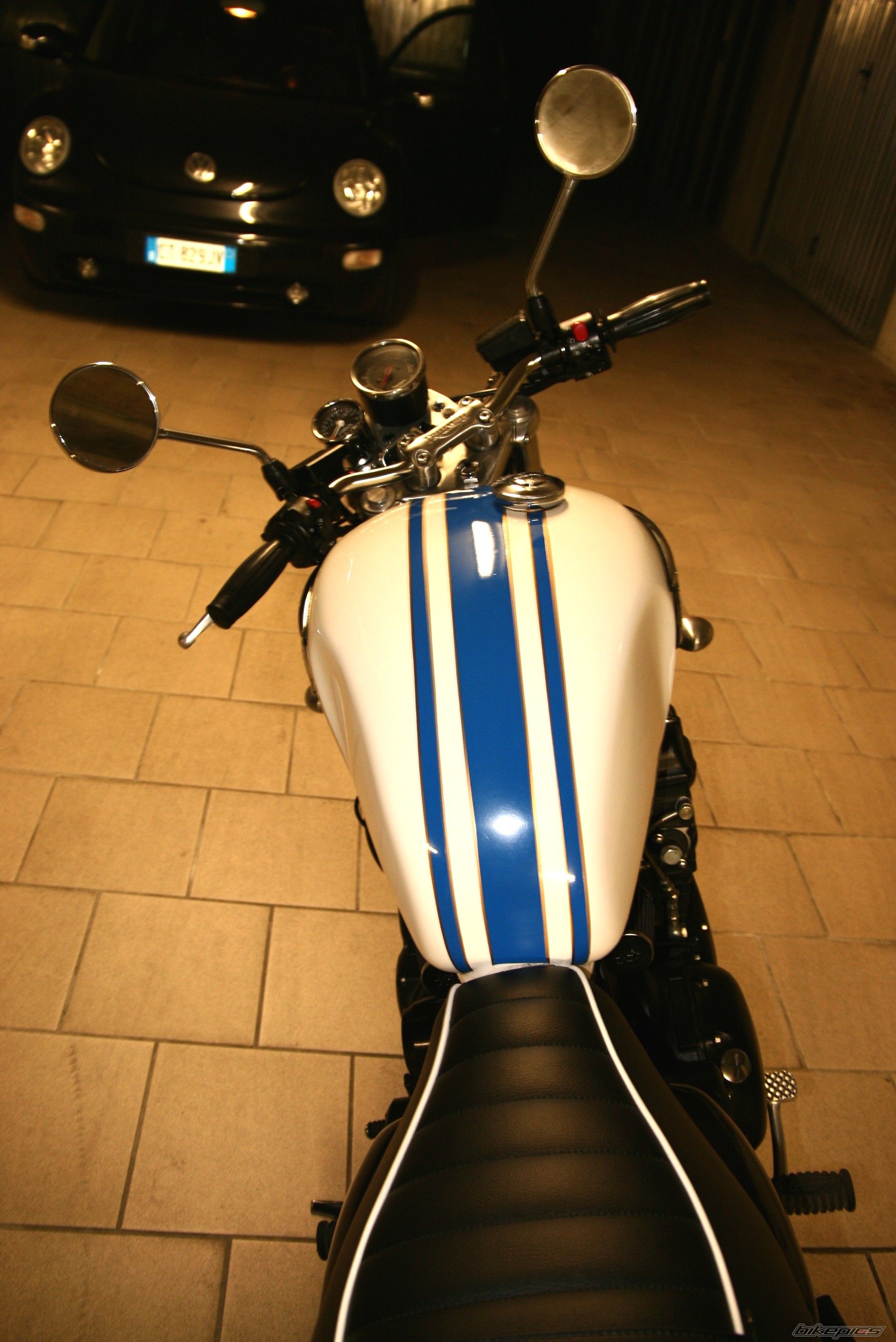 2000 TRIUMPH LEGEND TT | Picture 1199727 motorcycle photo