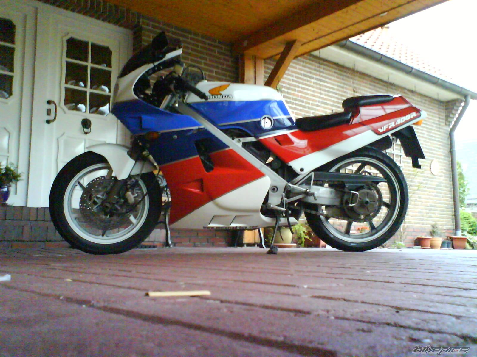 1989 HONDA VFR 400 | Picture 1200511 motorcycle photo