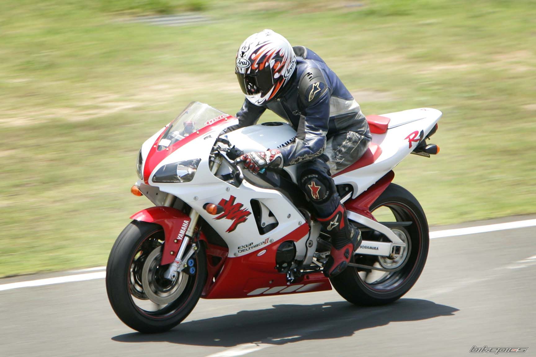 1998 YAMAHA YZF R1 | Picture 1203355 motorcycle photo