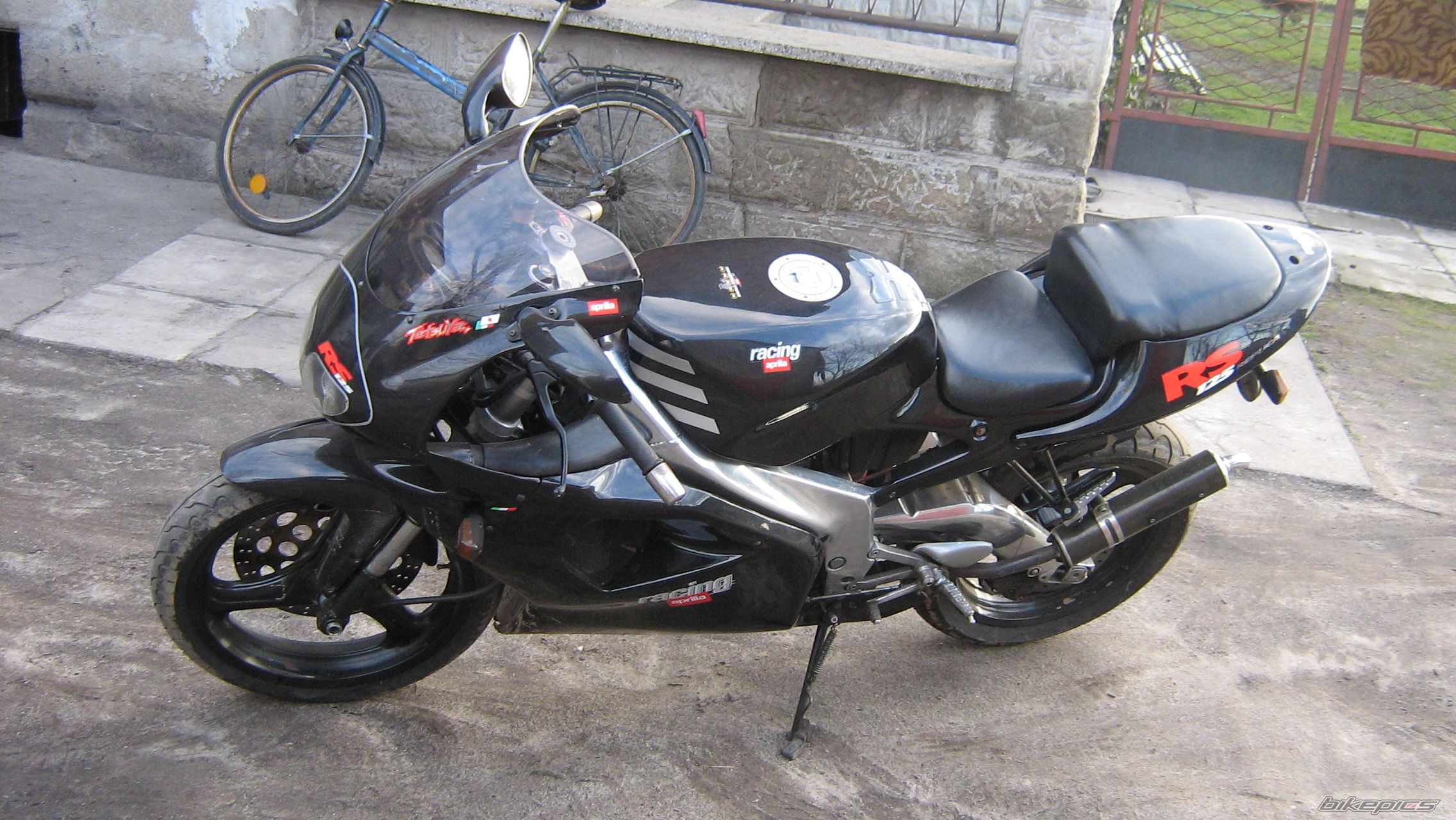 1999 APRILIA RS 125 | Picture 1206029 motorcycle photo