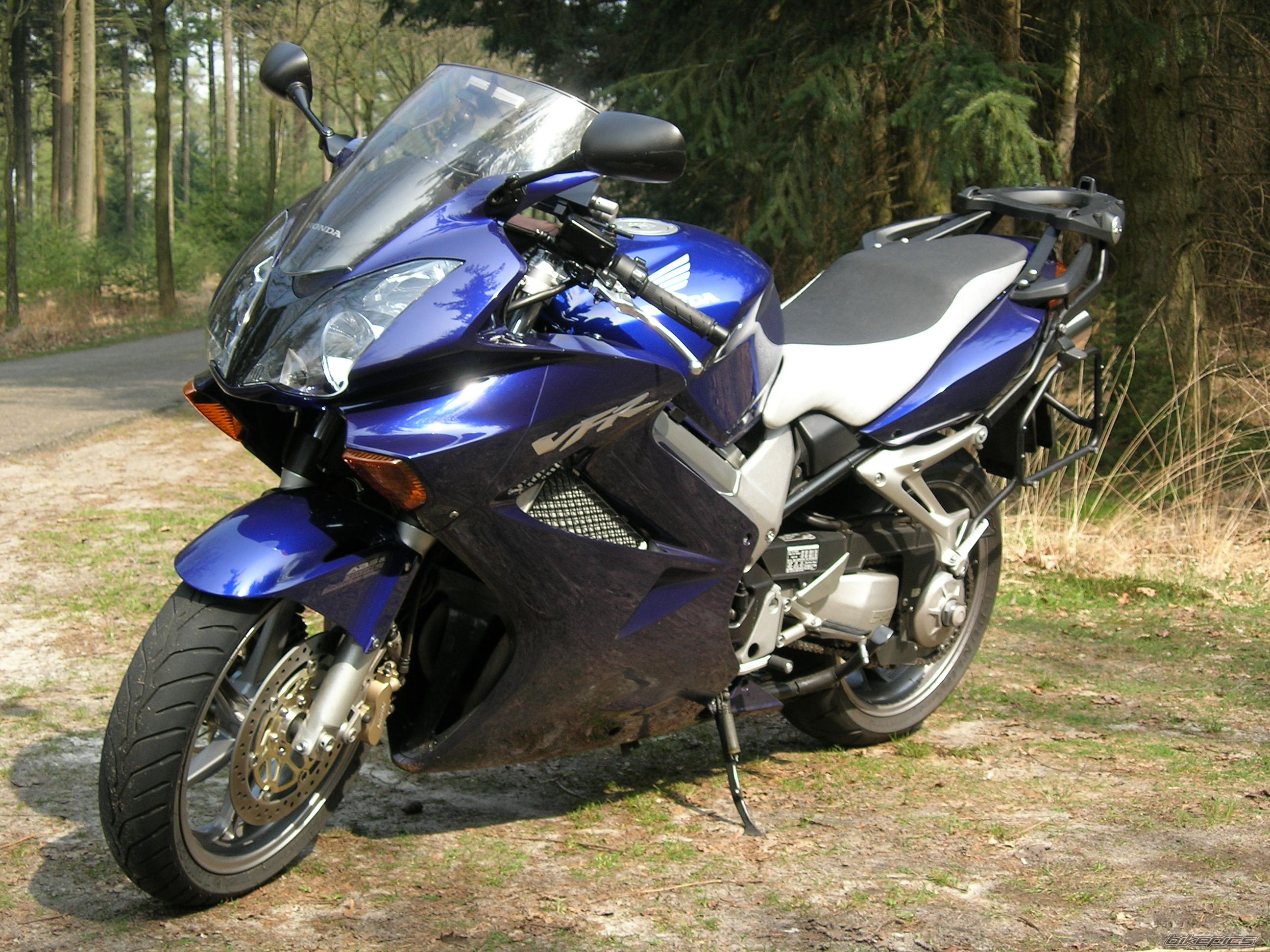 2005 HONDA VFR 800 | Picture 1206030 motorcycle photo