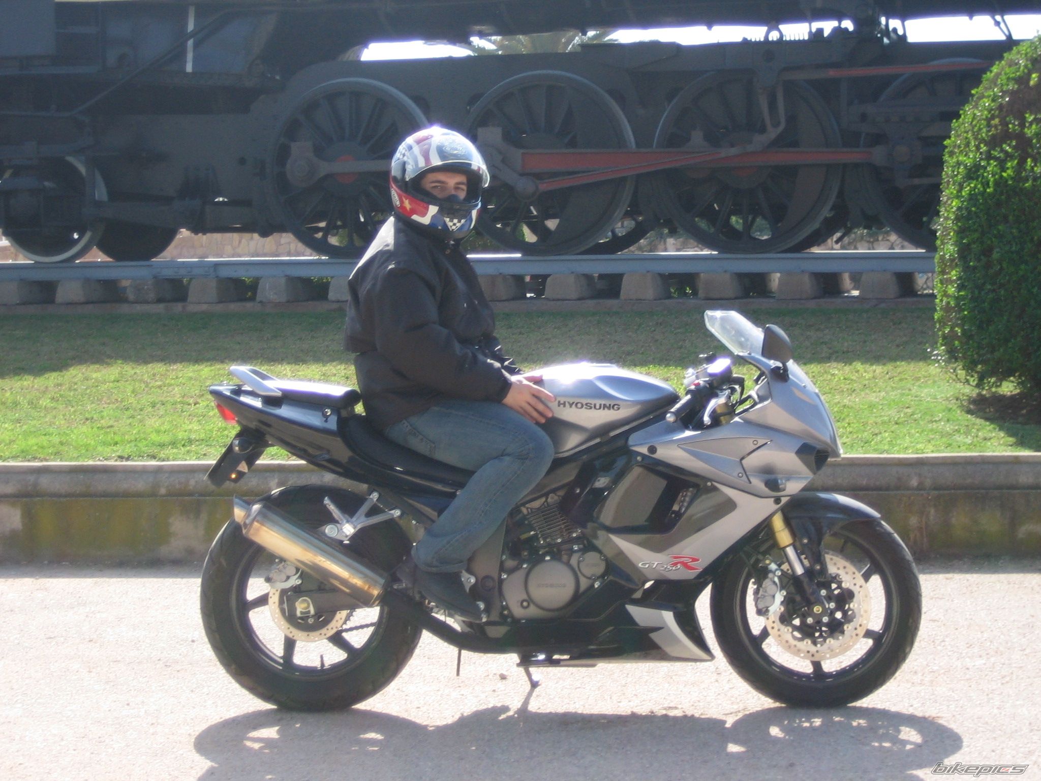 2007 HYOSUNG GT 250 R COMET | Picture 1206475 motorcycle photo