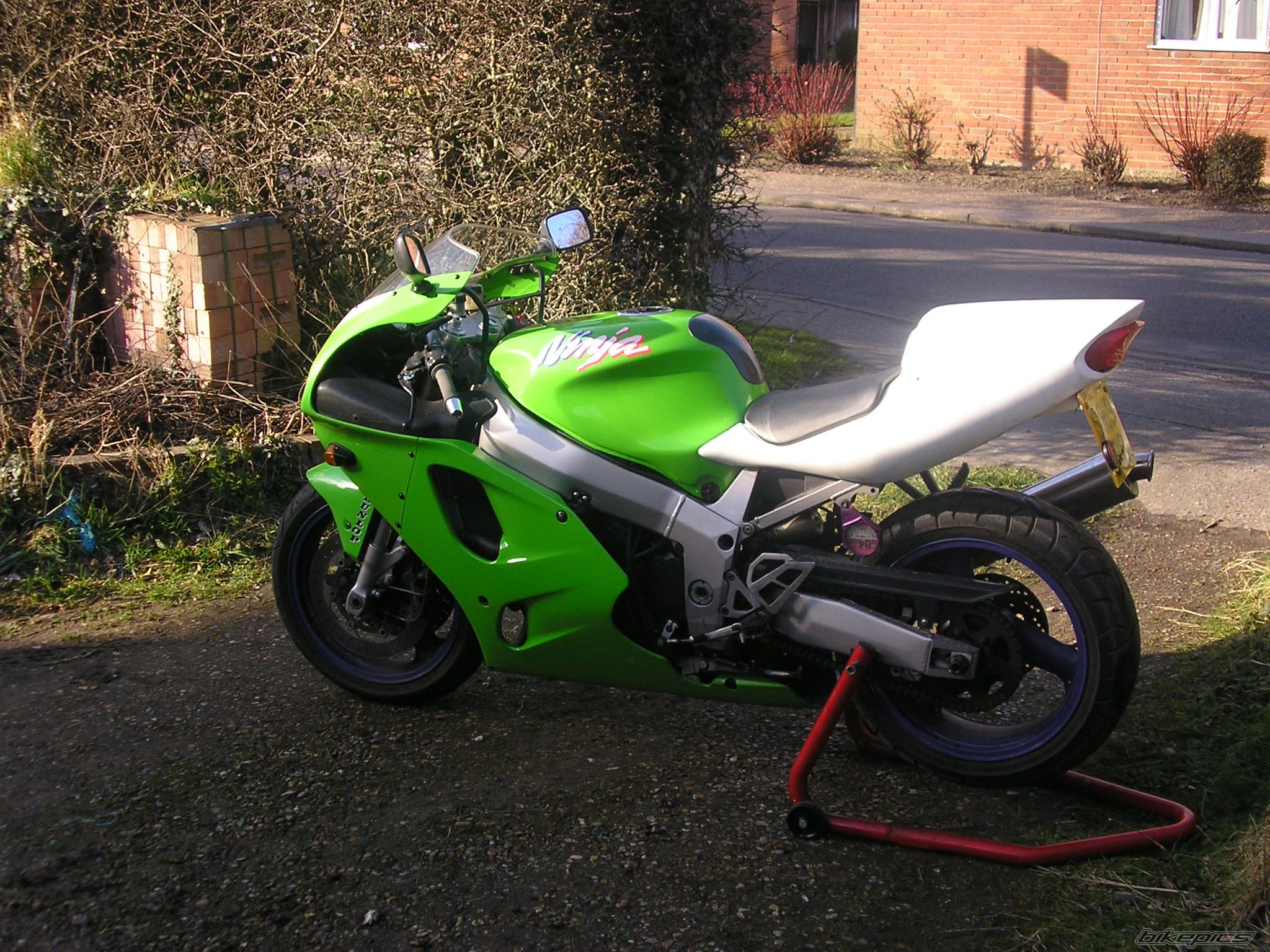 1998 KAWASAKI ZX 7R | Picture 1206483 motorcycle photo