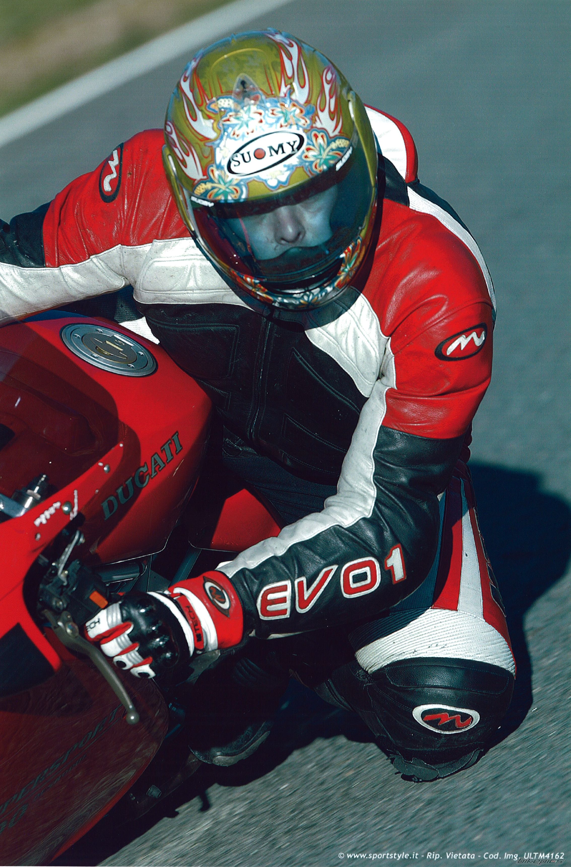 1993 DUCATI 900 SS | Picture 1208322 motorcycle photo