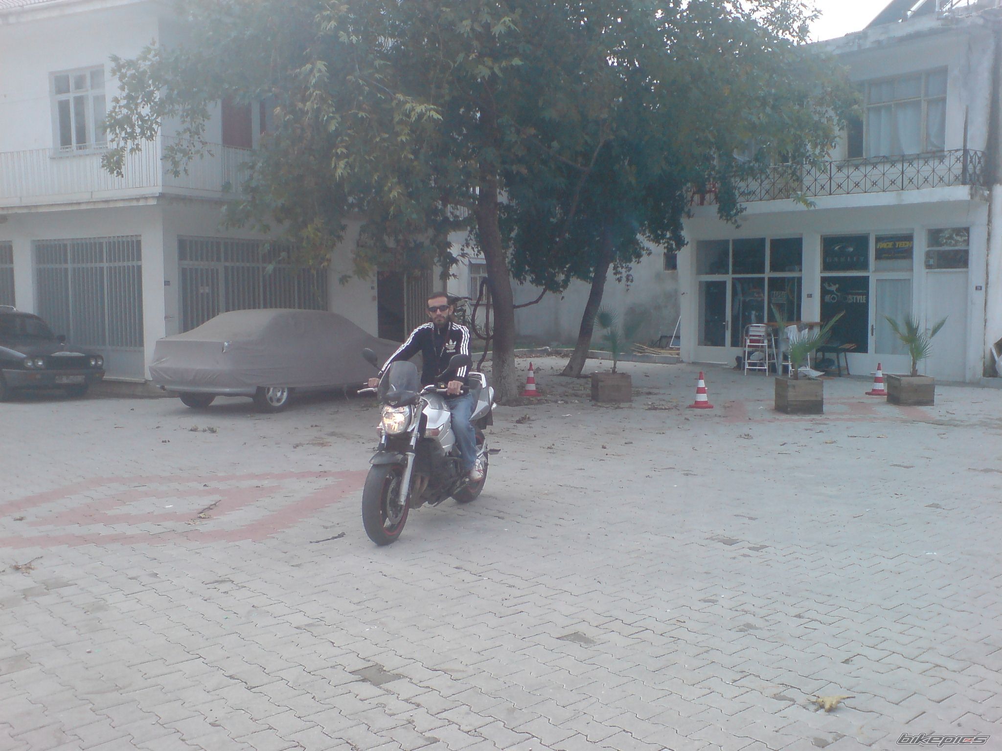 2006 SUZUKI GSR 600 | Picture 1208865 motorcycle photo