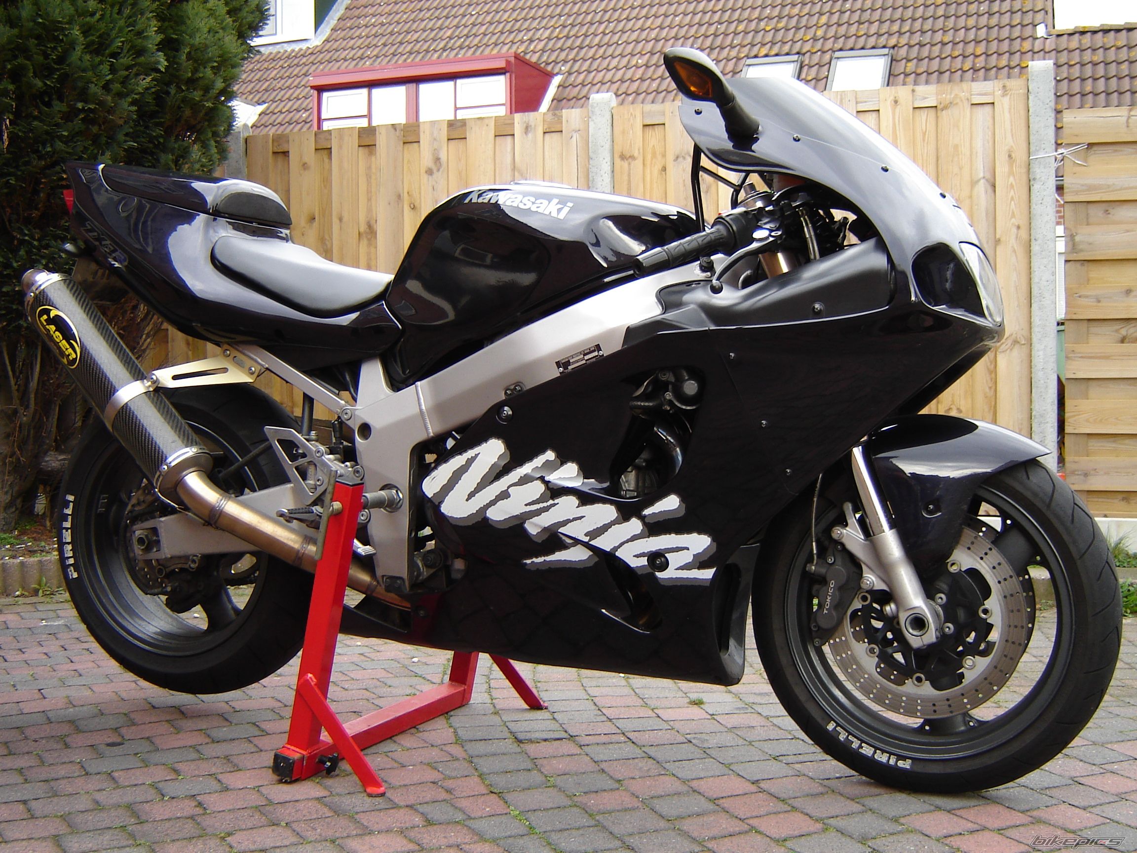 1998 KAWASAKI ZX 7R | Picture 1208943 motorcycle photo