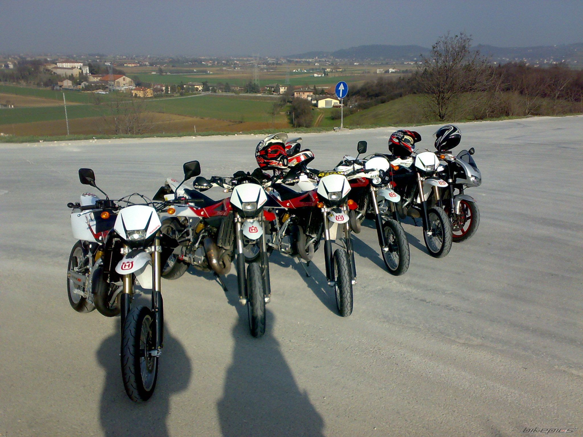 2008 HUSQVARNA SM 125 S | Picture 1209595 motorcycle photo